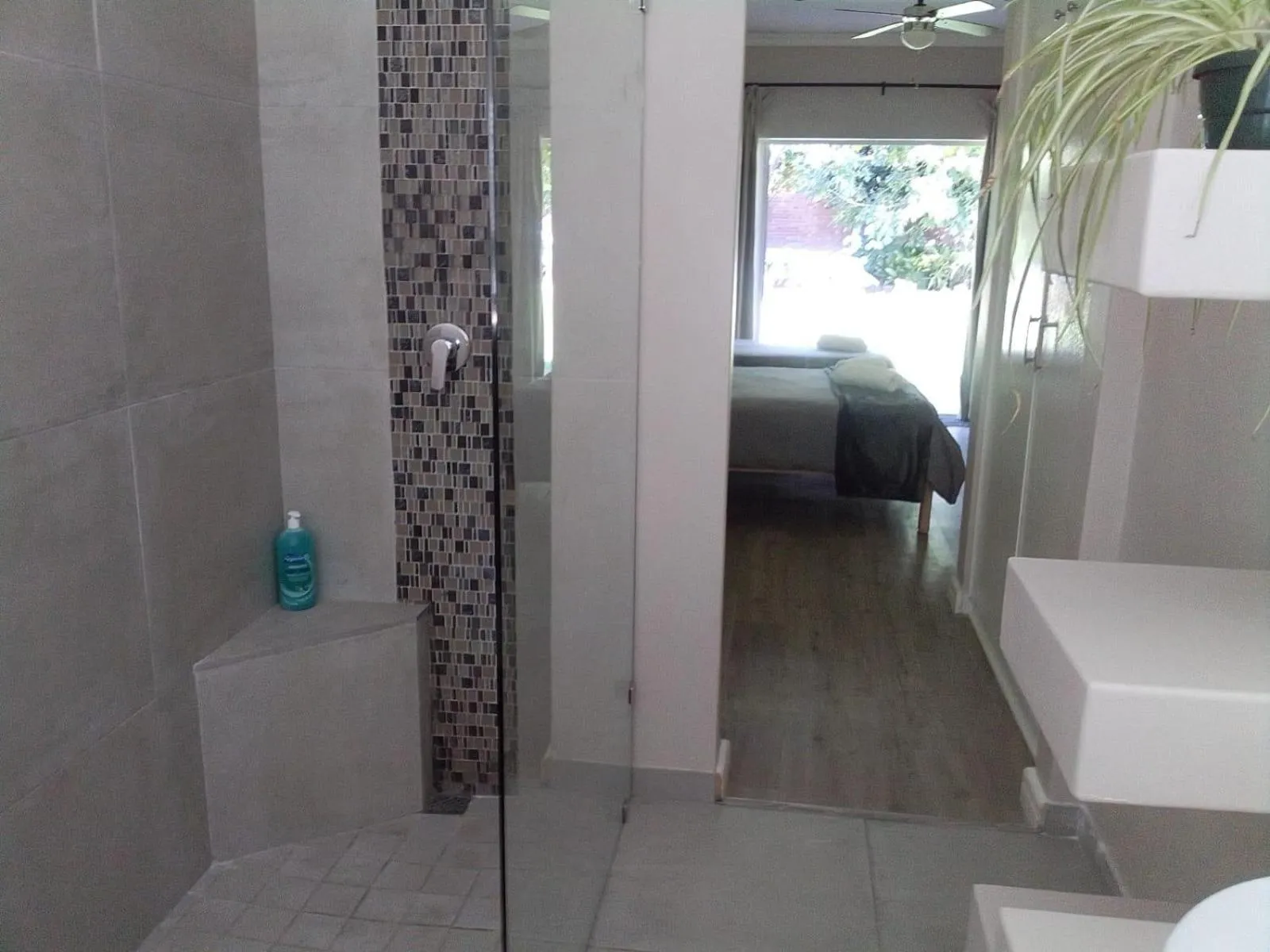 Dennecres4GuestRooms