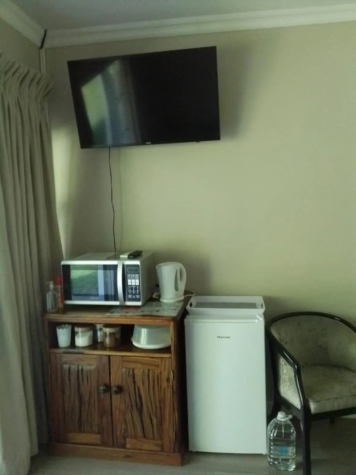 Dennecres4GuestRooms