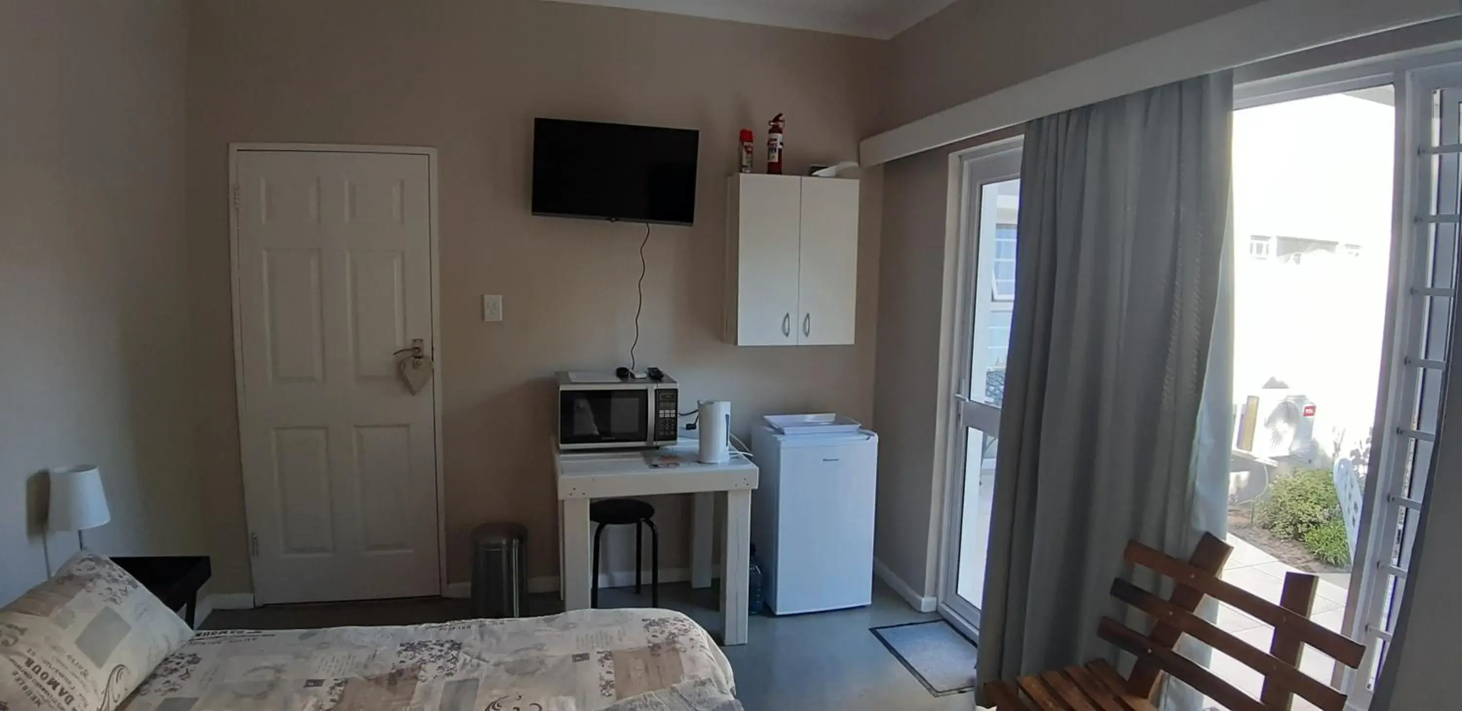 Double Room in Dennecres4GuestRooms Double Room in Dennecres4GuestRooms