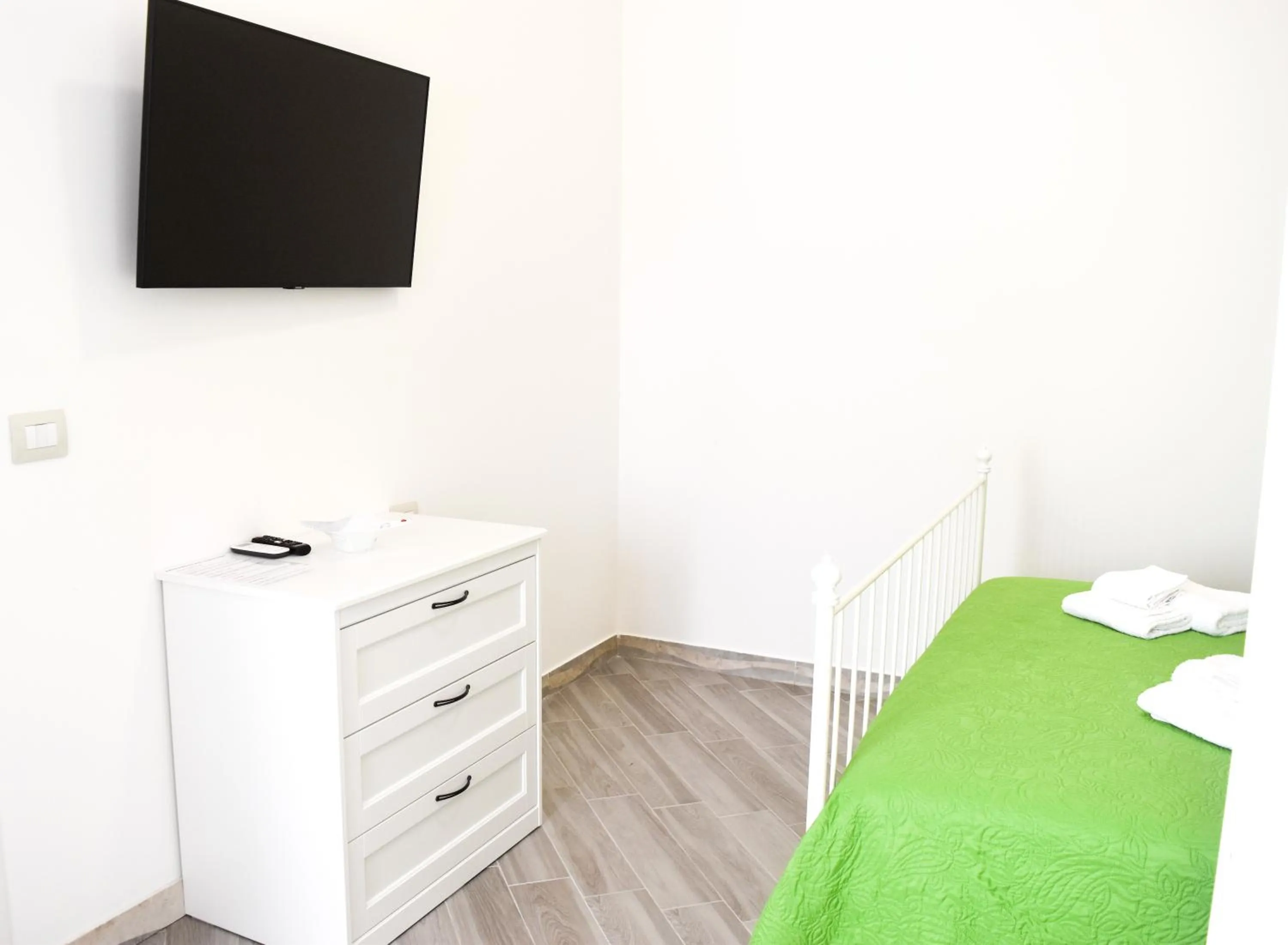 Bedroom, Bed in Bed & Breakfast Domus Pepe Scalea