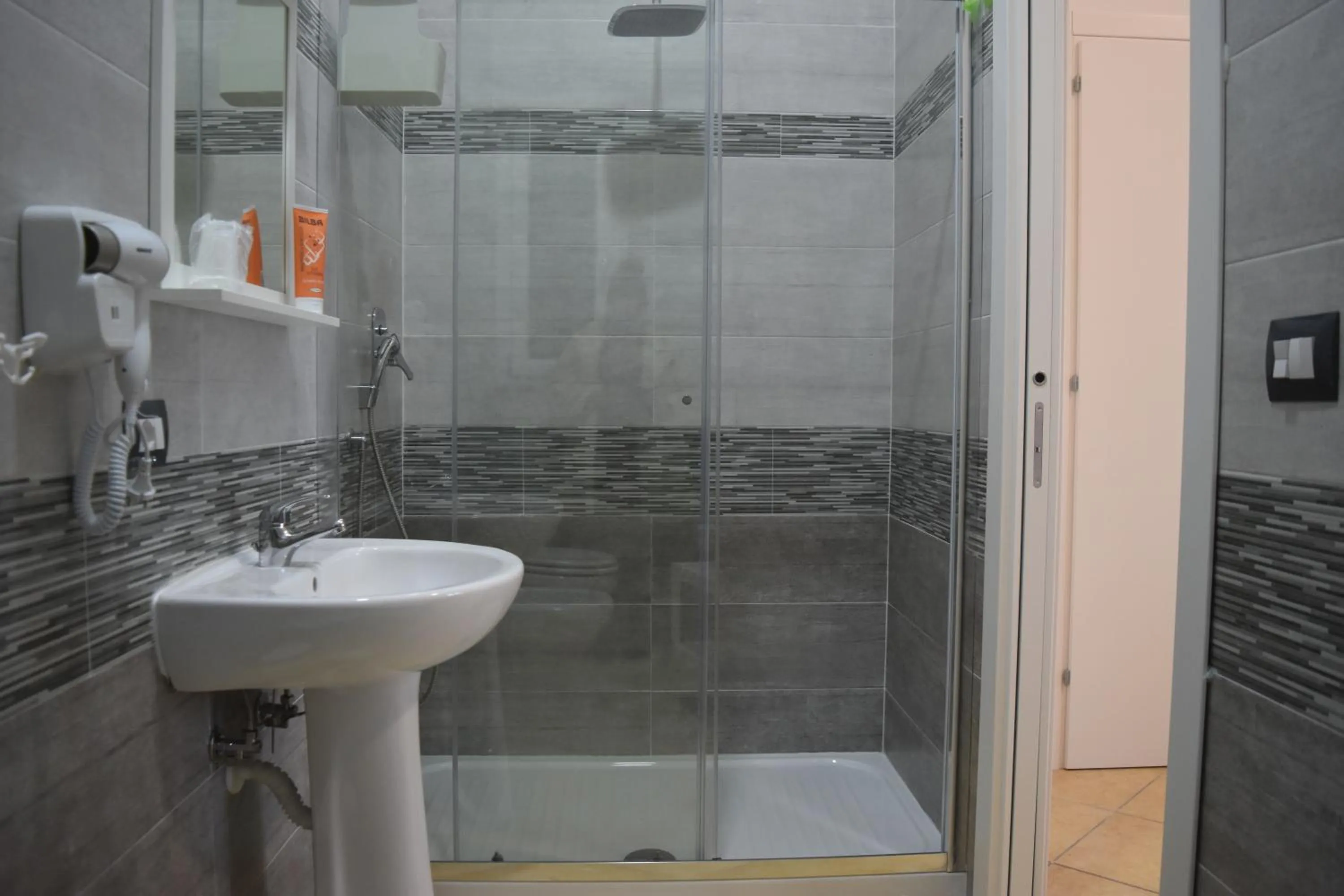 Bathroom in Bed & Breakfast Domus Pepe Scalea