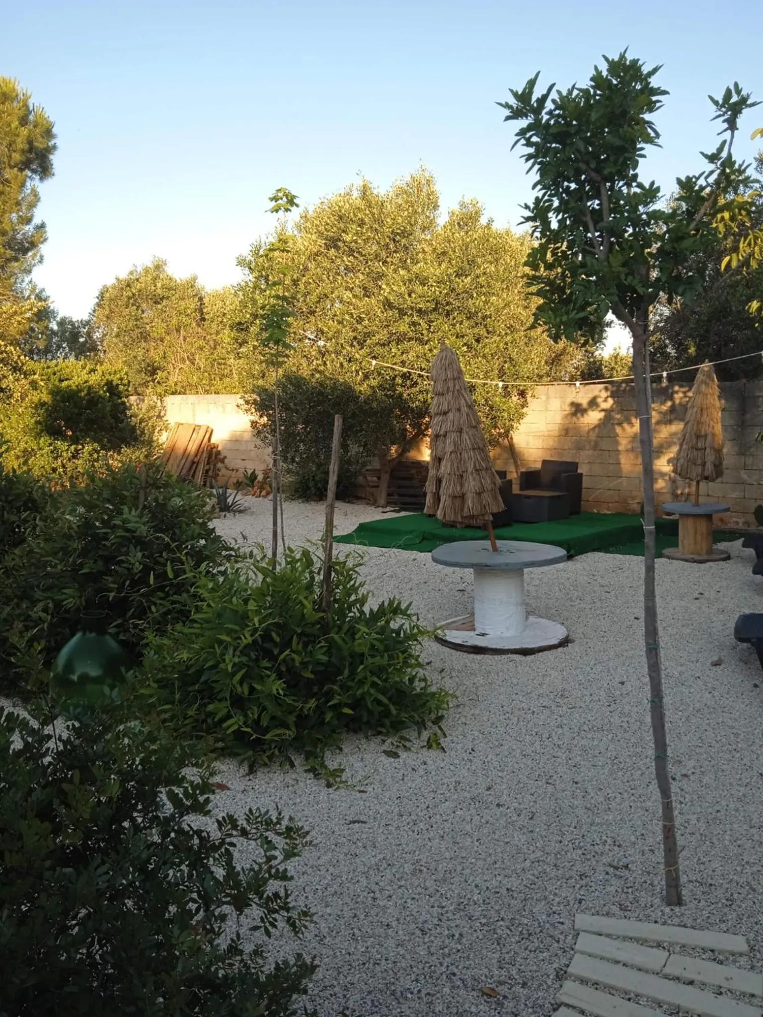 Garden in B&B Le Carrube