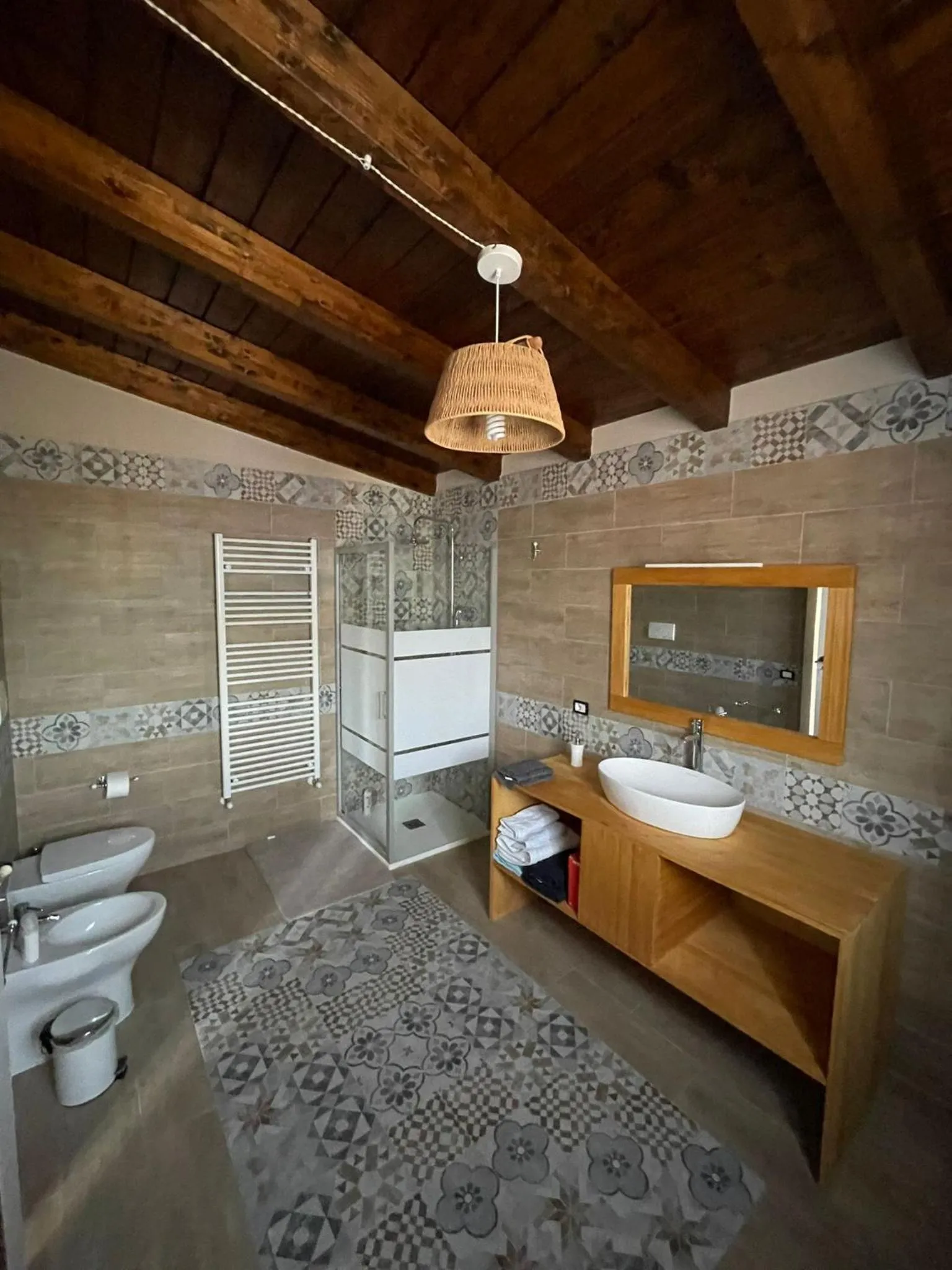 Shower in B&B Le Carrube