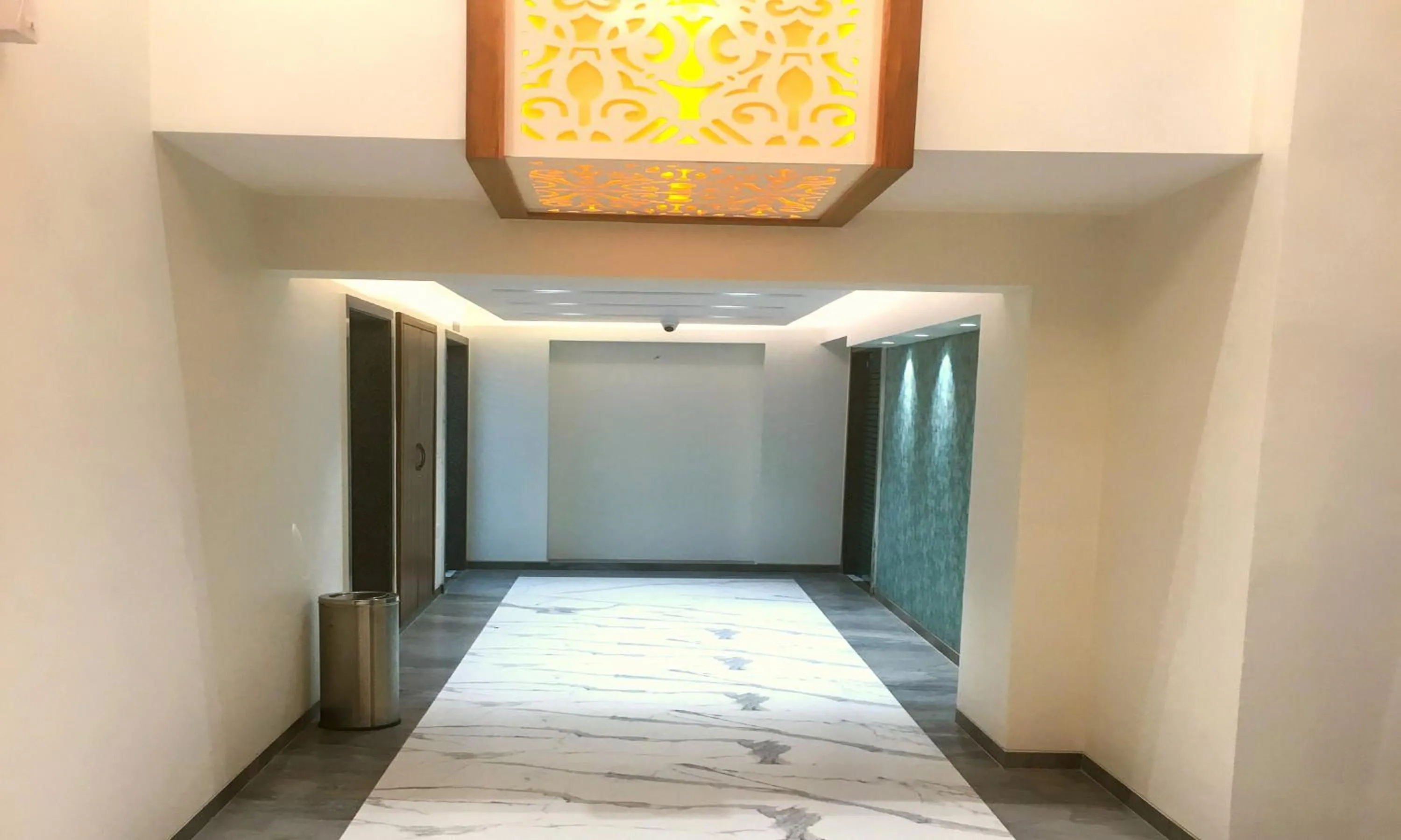 Facade/entrance in Hotel Aksh Inn