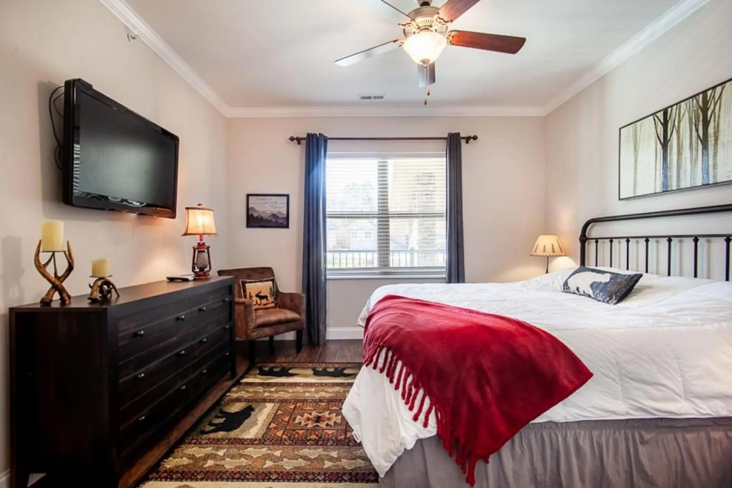 Bedroom, Bed in Cozy Cades Cove Condo with Community Pool