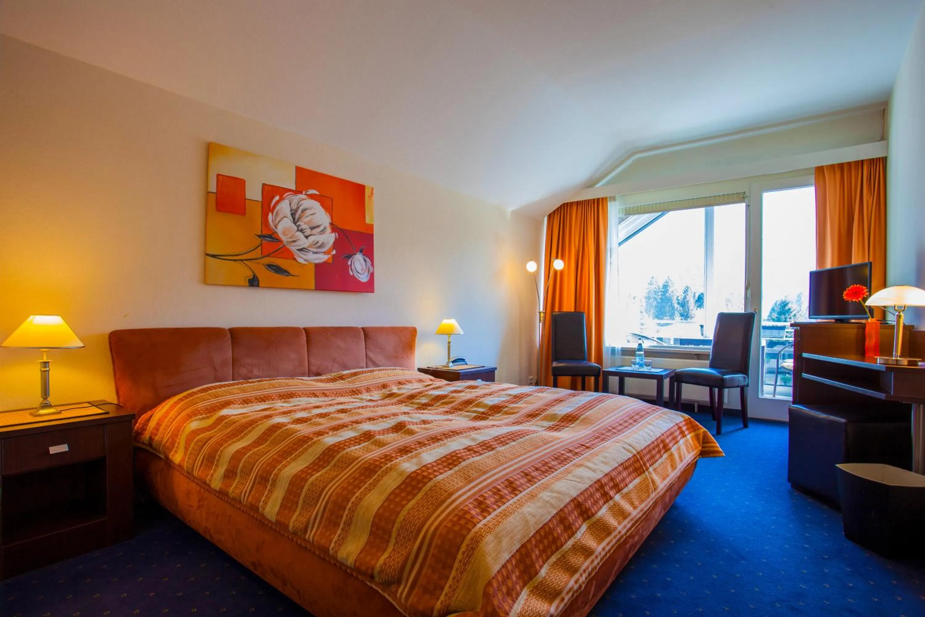 Photo of the whole room, Bed in Grainauer Hof