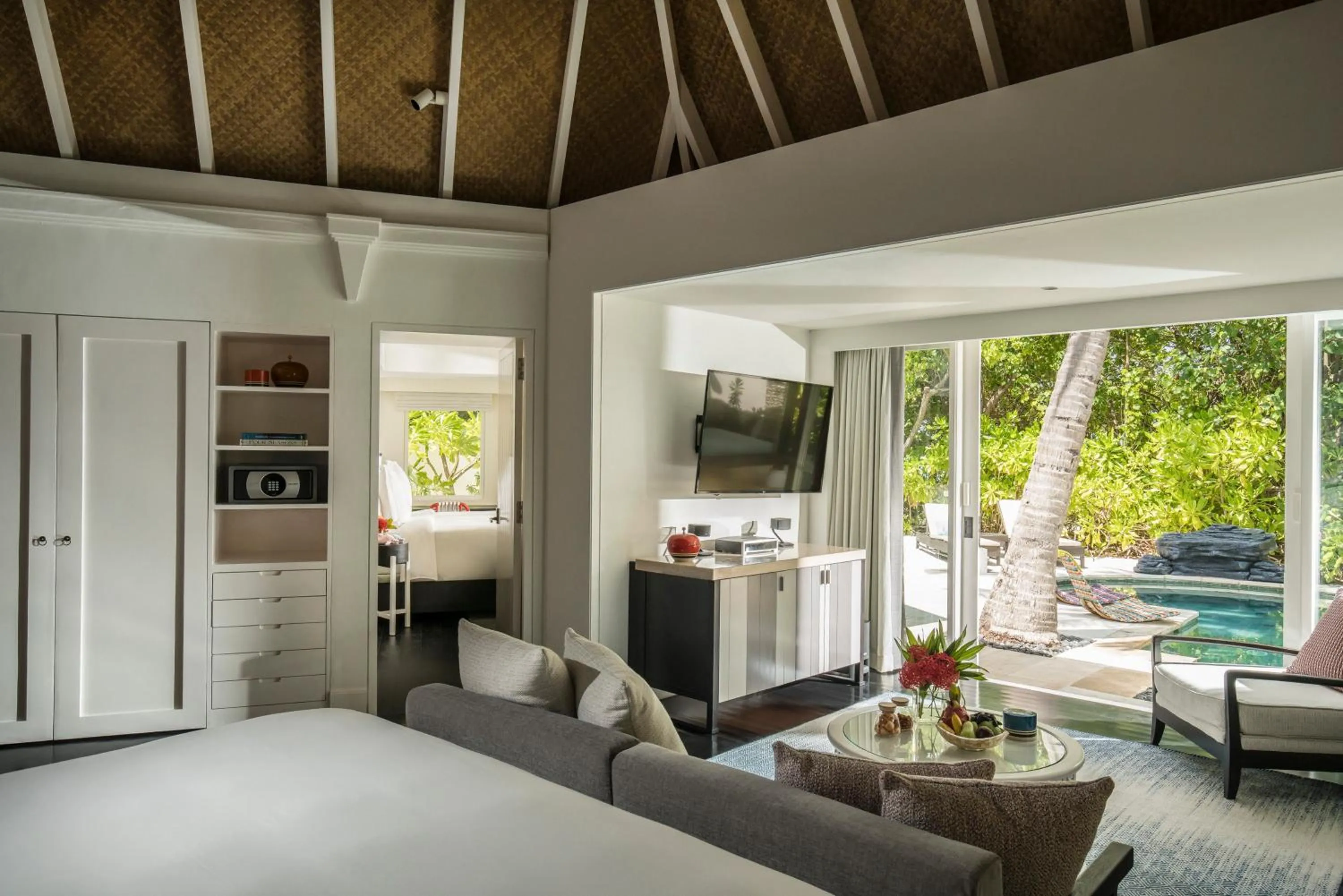 Four Seasons Resort Maldives at Kuda Huraa