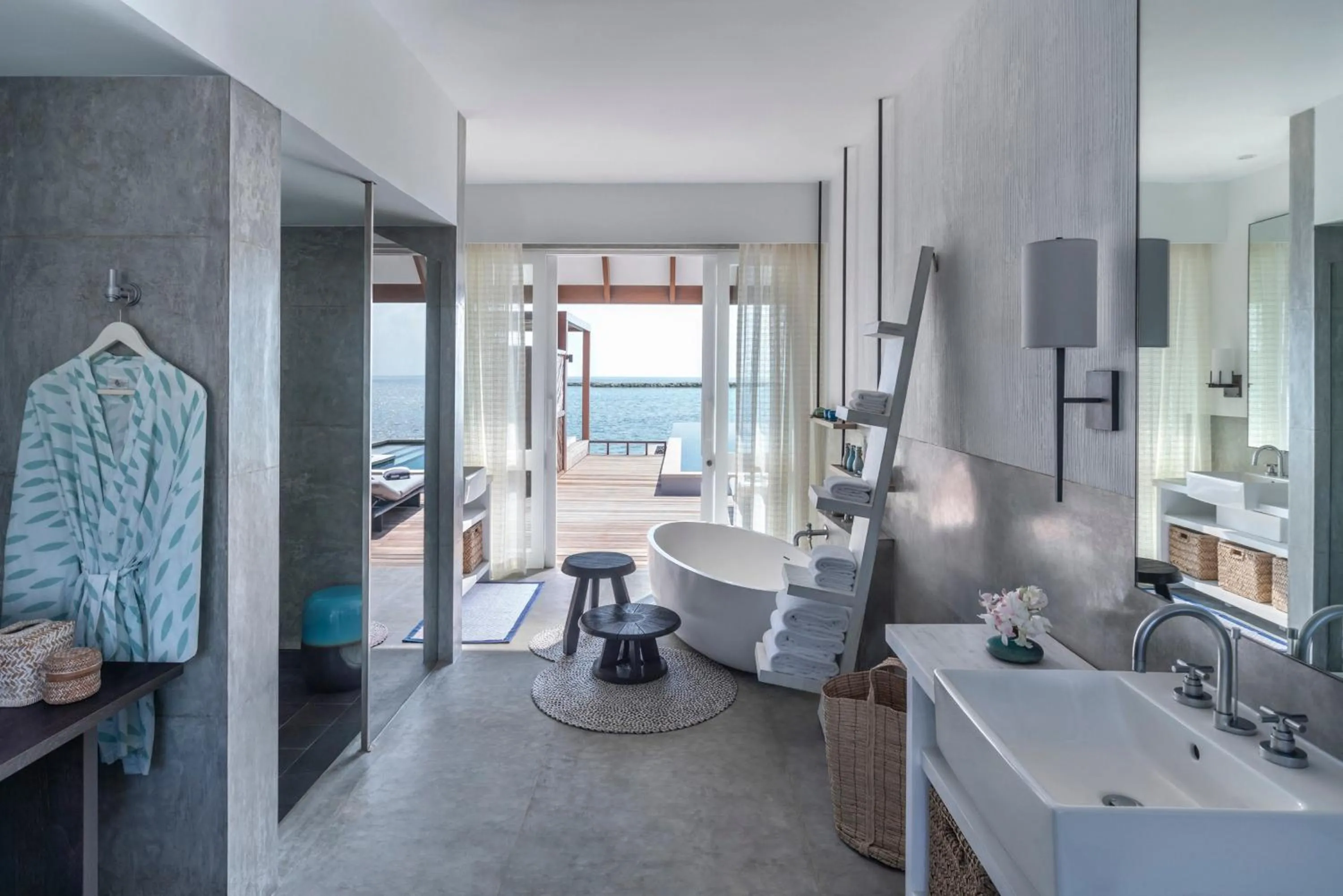 Four Seasons Resort Maldives at Landaa Giraavaru