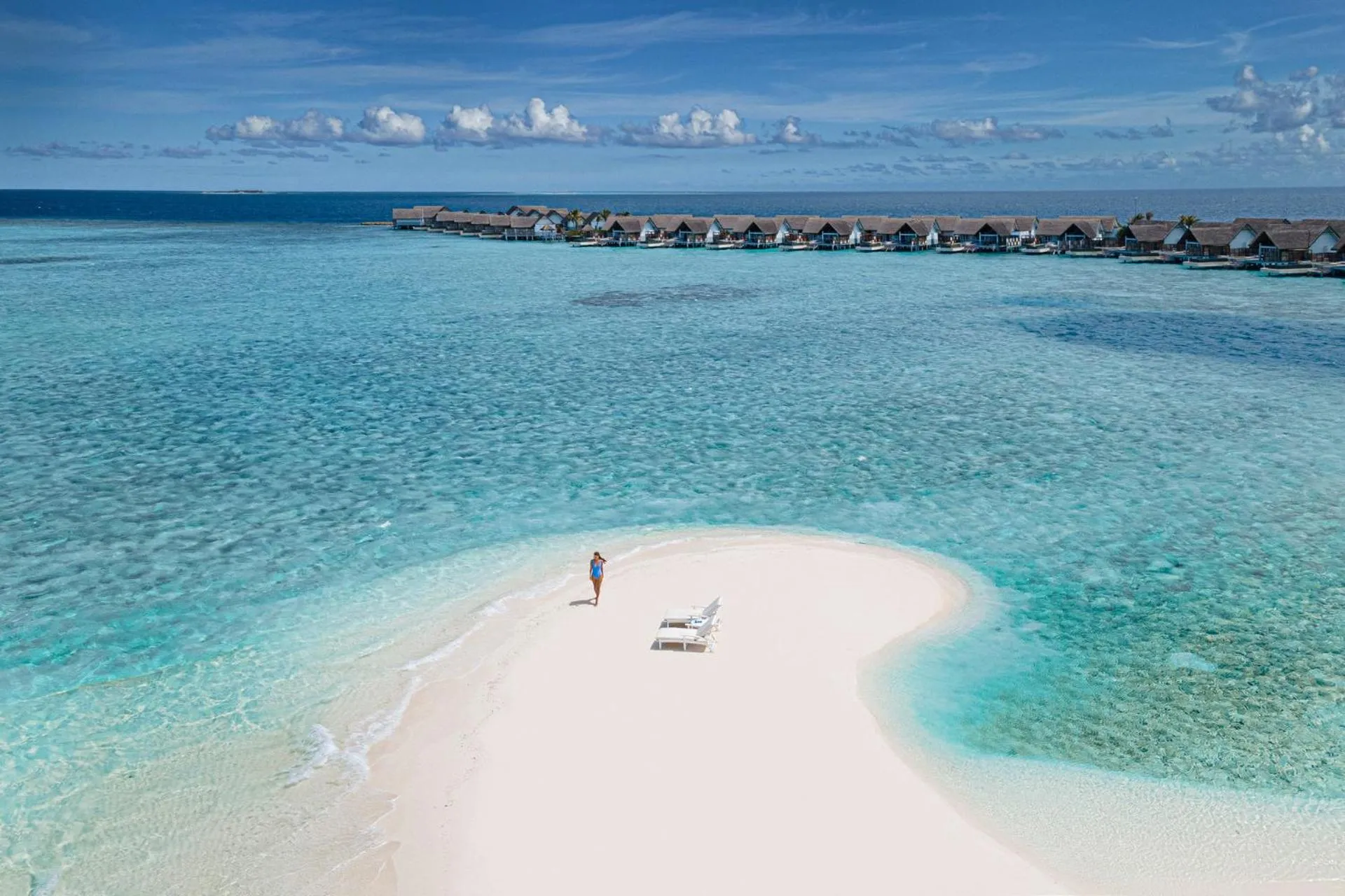 Beach in Four Seasons Resort Maldives at Landaa Giraavaru