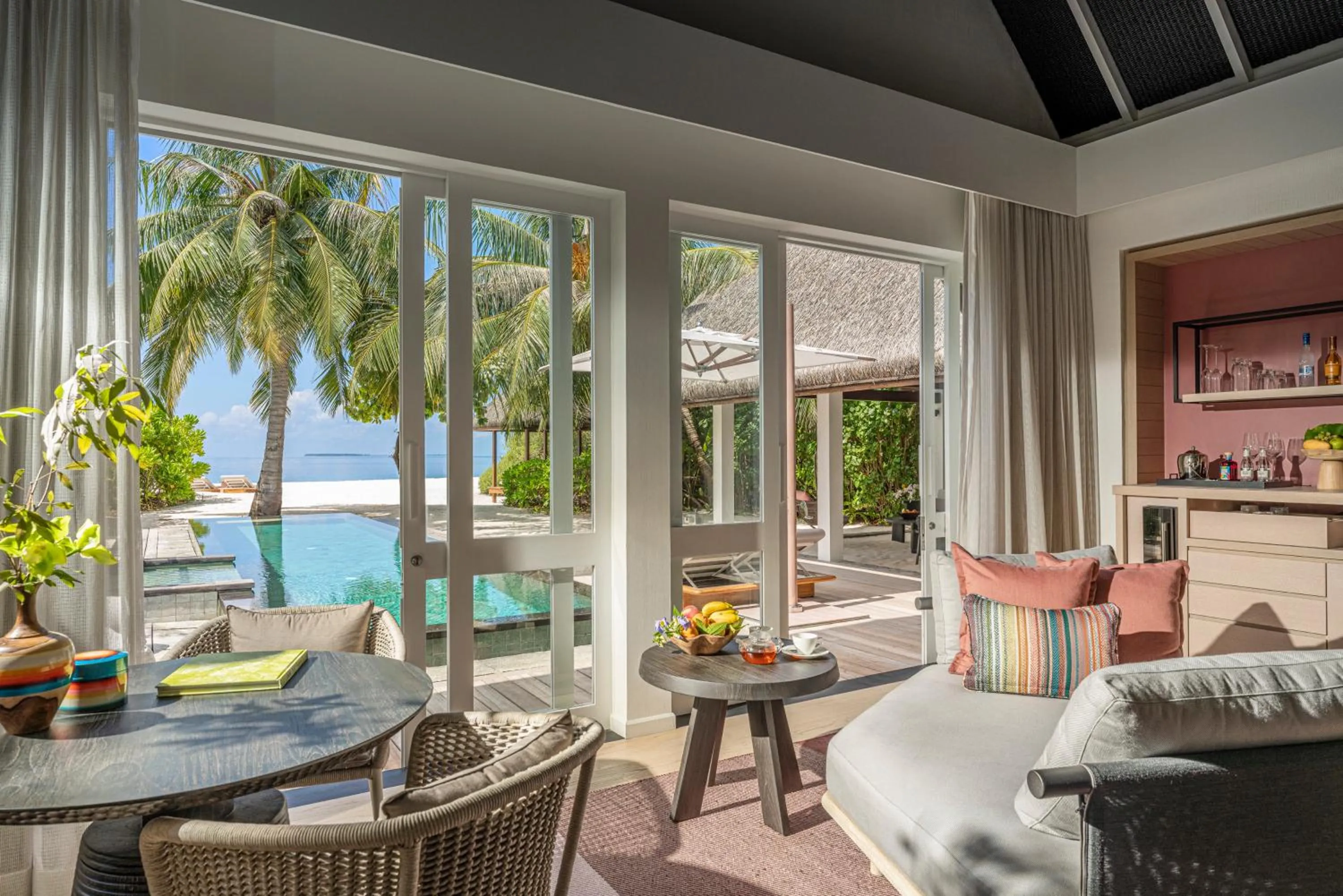 Four Seasons Resort Maldives at Landaa Giraavaru