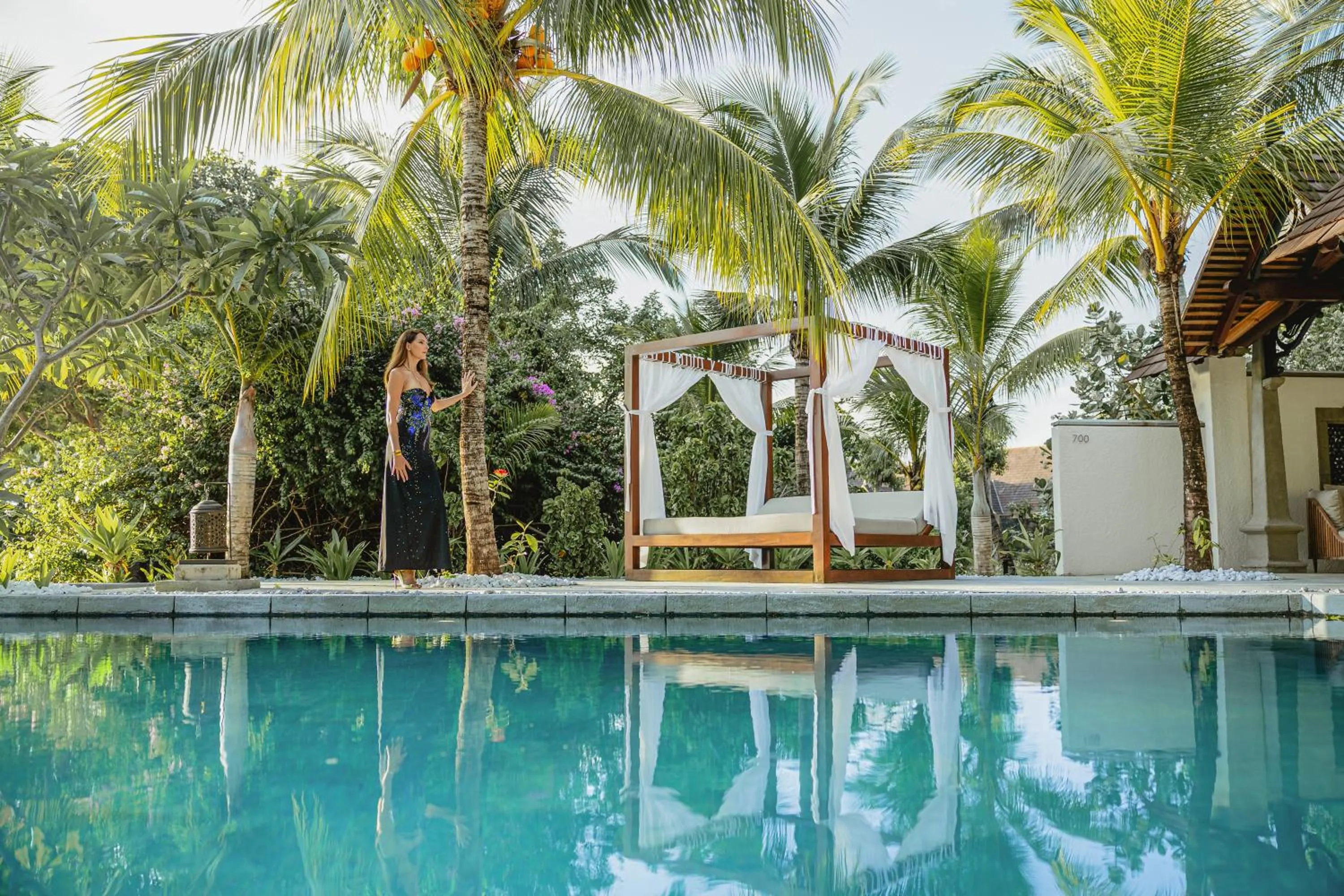 Swimming pool in Maradiva Villas Resort and Spa