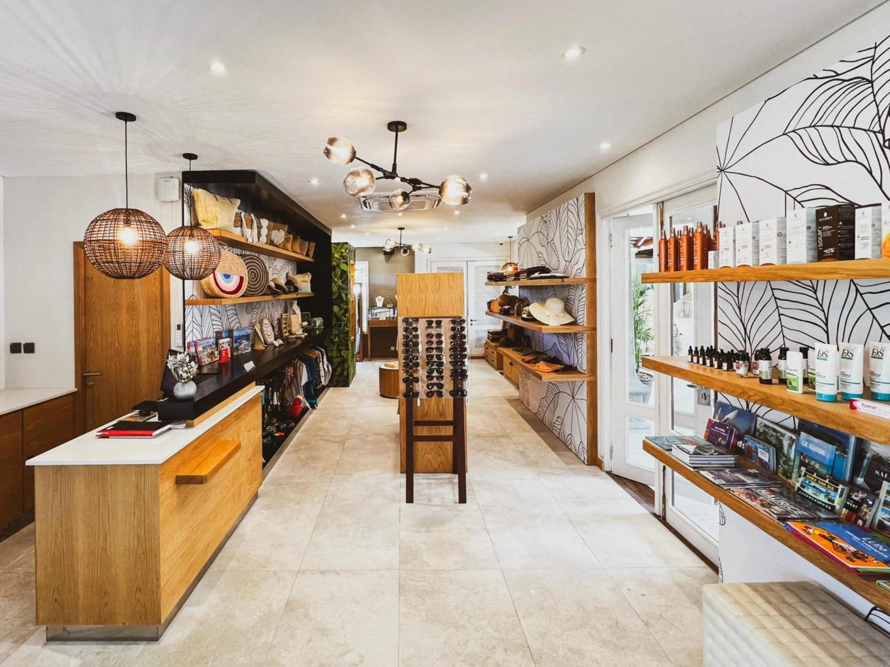 Shopping Area in Maradiva Villas Resort and Spa