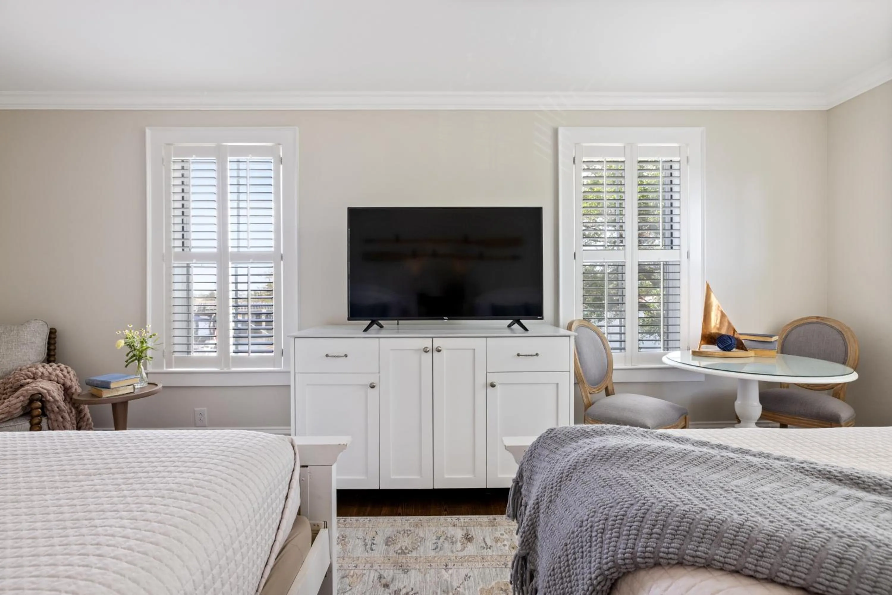 View (from property/room), Bed in The Tranquil House Inn