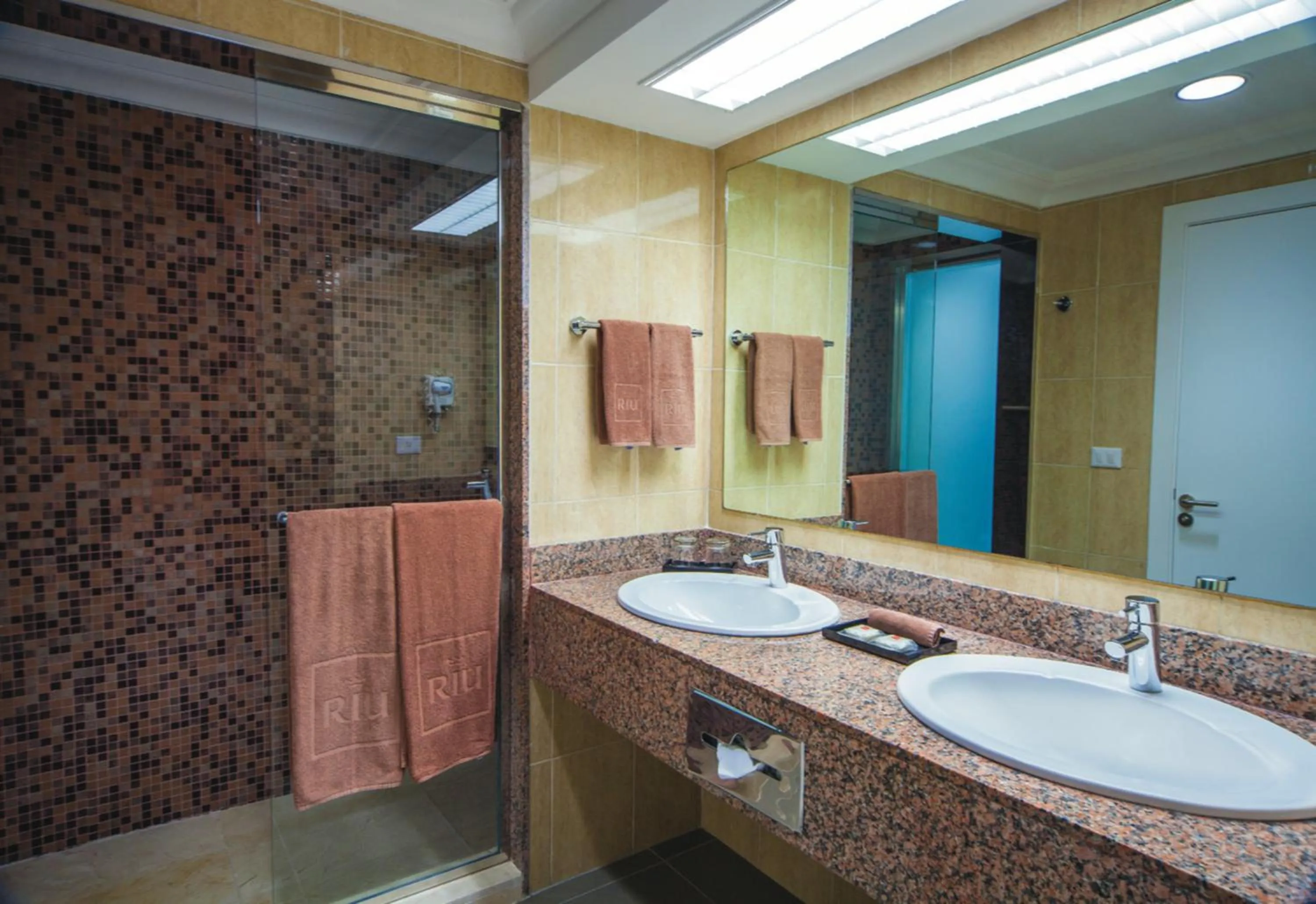 Shower in Riu Cancun - Adults Only - All Inclusive