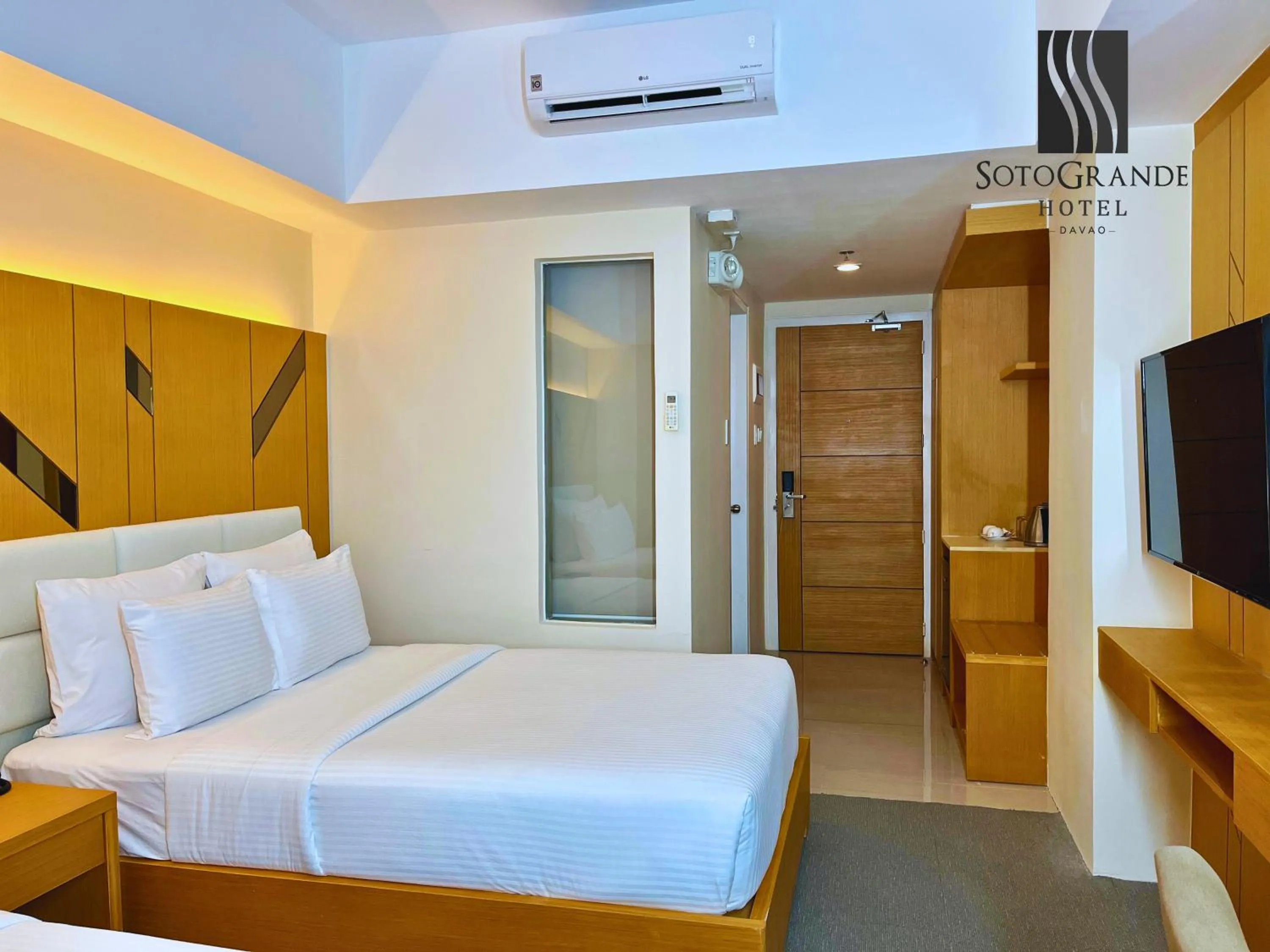 Bed in Sotogrande Davao Hotel