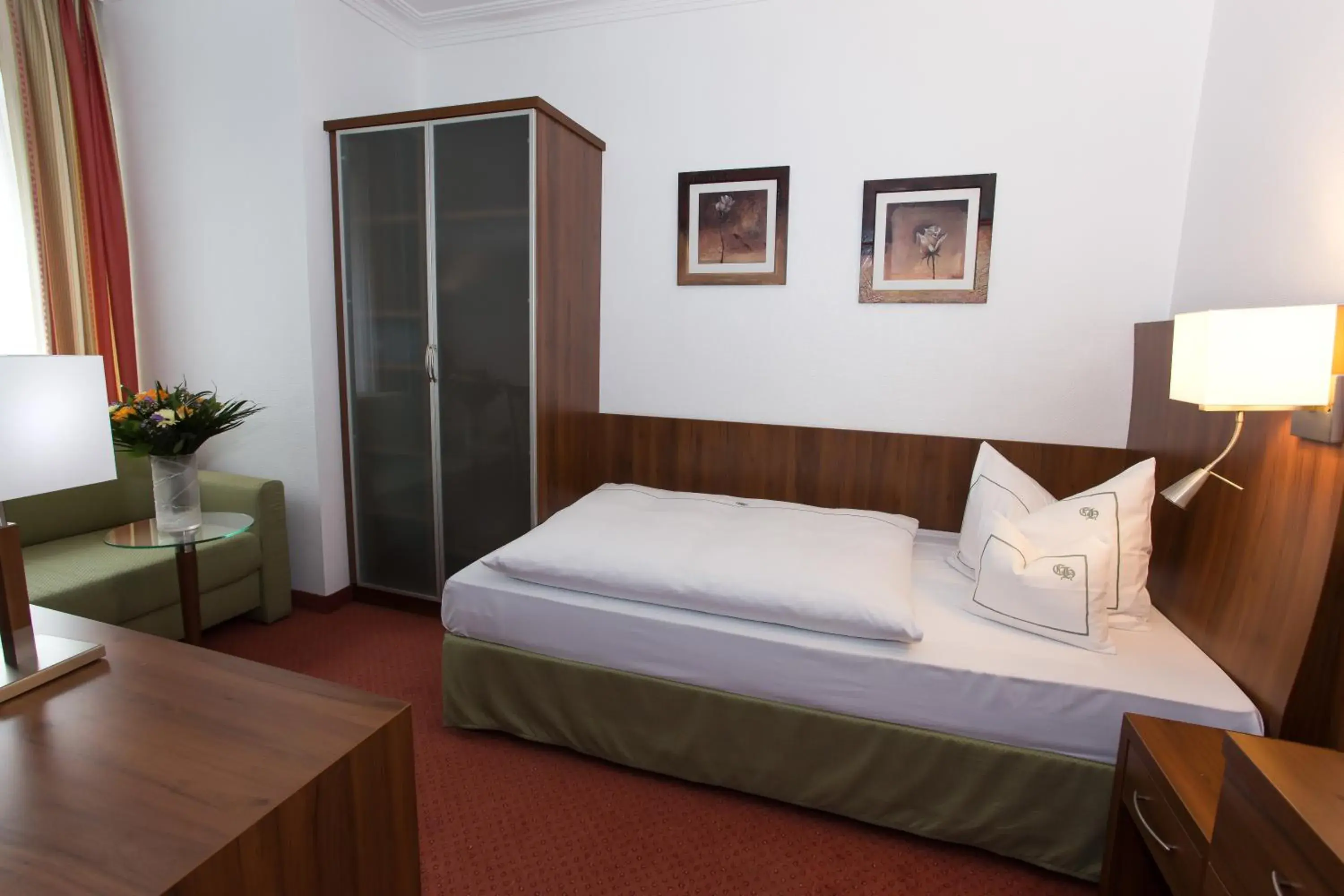 Single Room in Hotel Coellner Hof Single Room in Hotel Coellner Hof