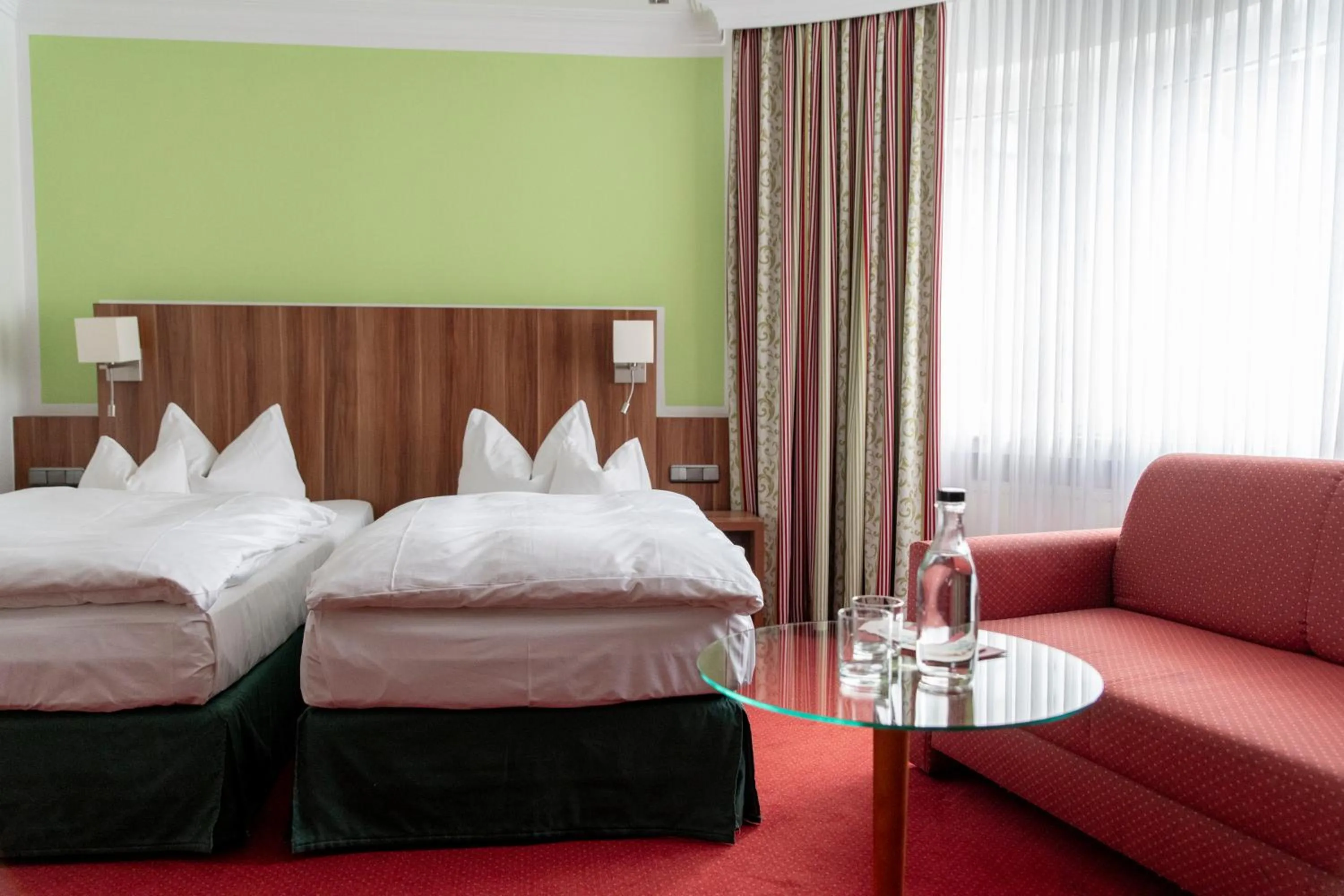 Photo of the whole room, Bed in Hotel Coellner Hof