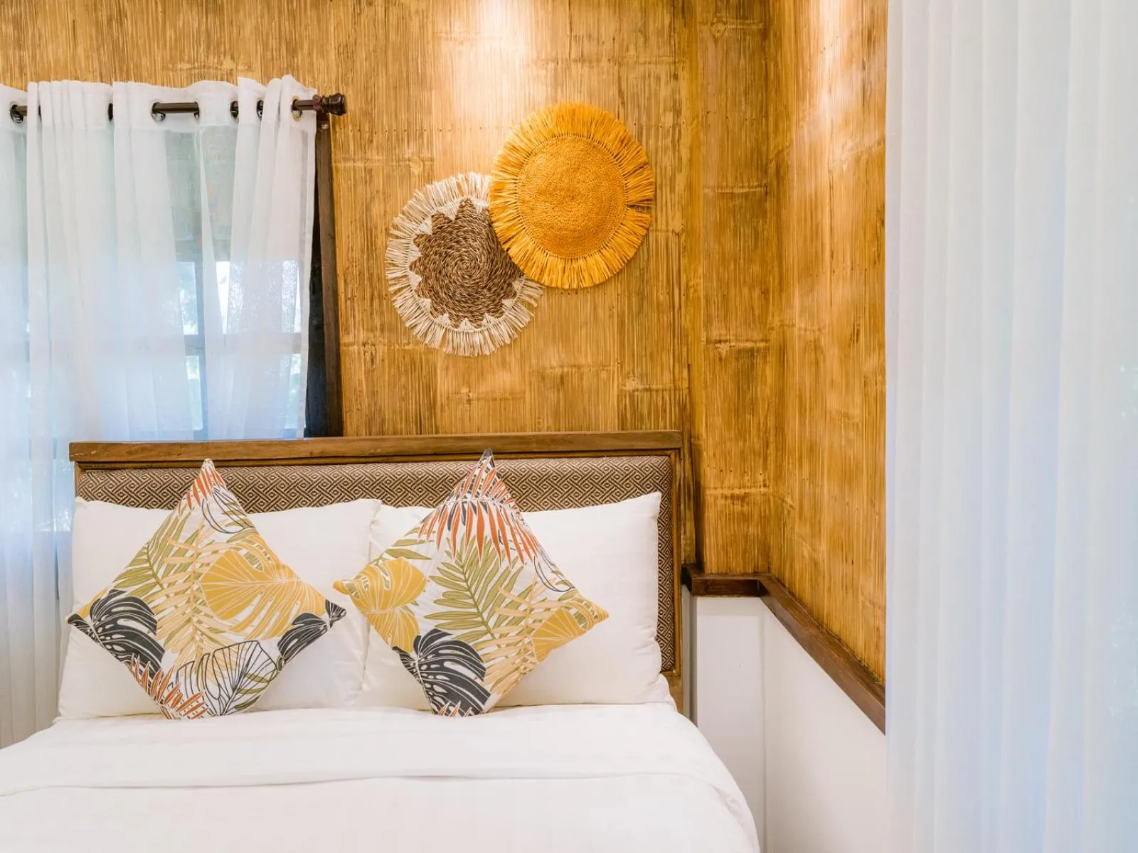 Bed in Damires Hills Farm and Spa Resort