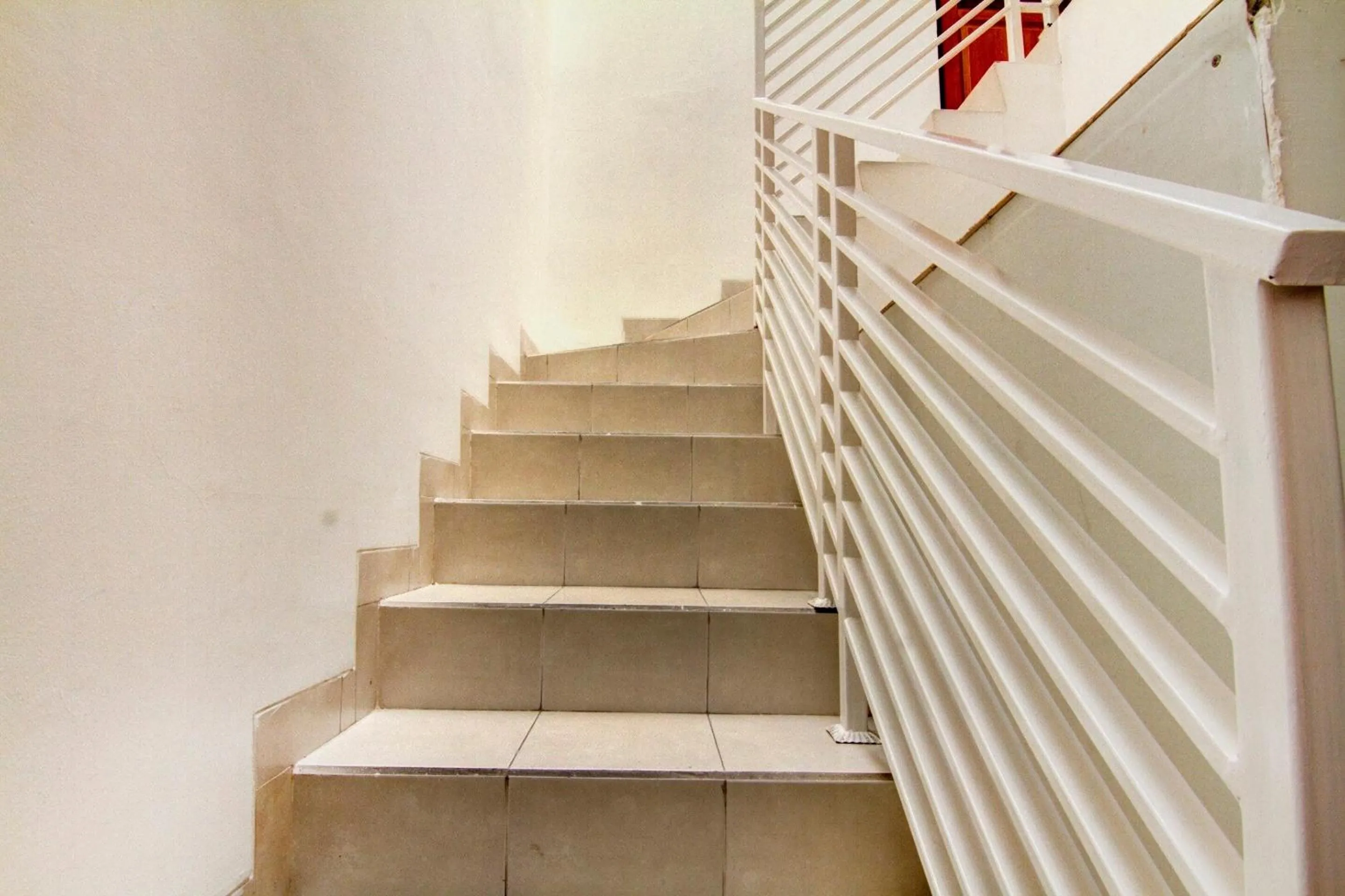 Lobby or reception in OYO Life 89990 Kost Waterfront 75 Sub