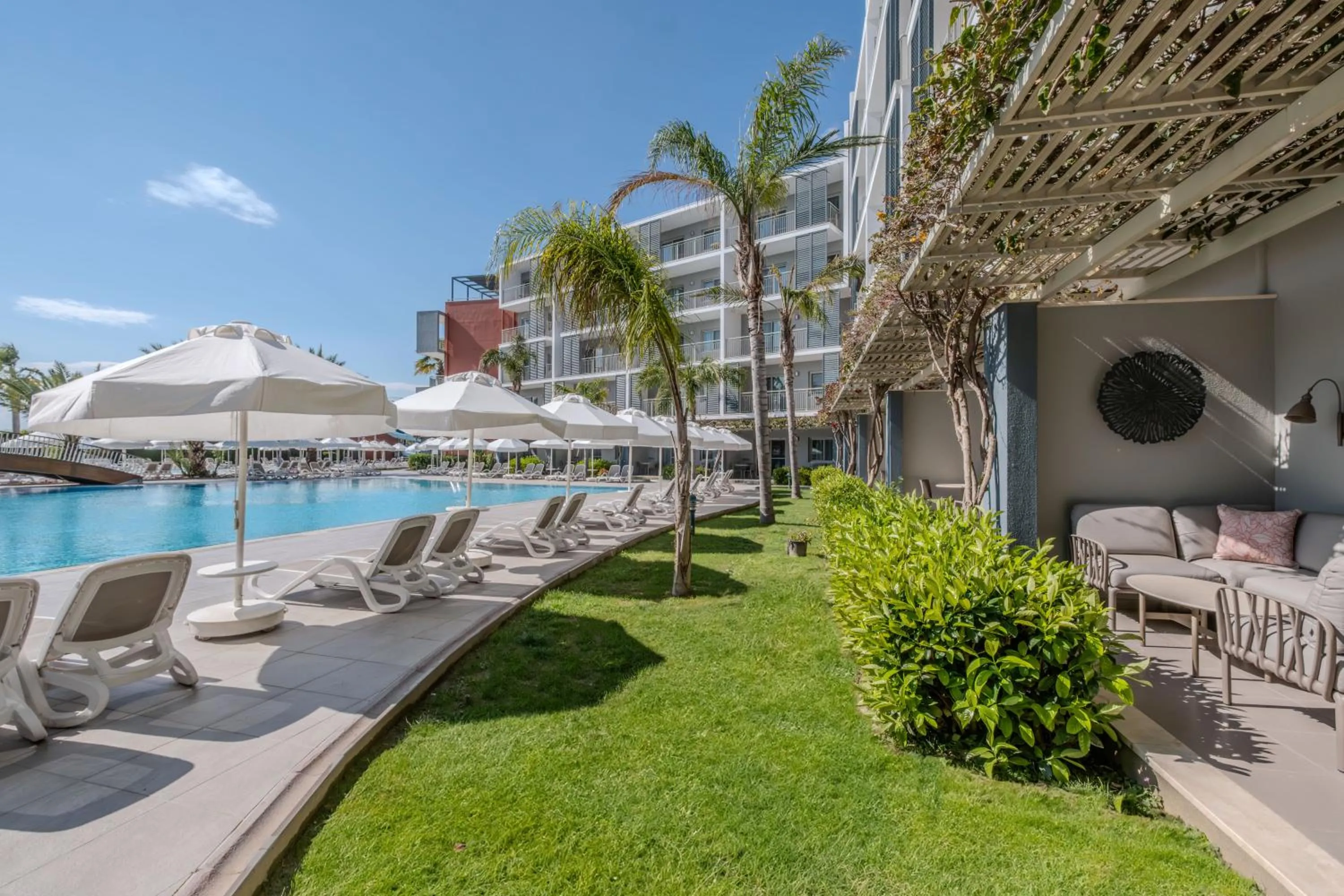 Pool view in Barut GOIA