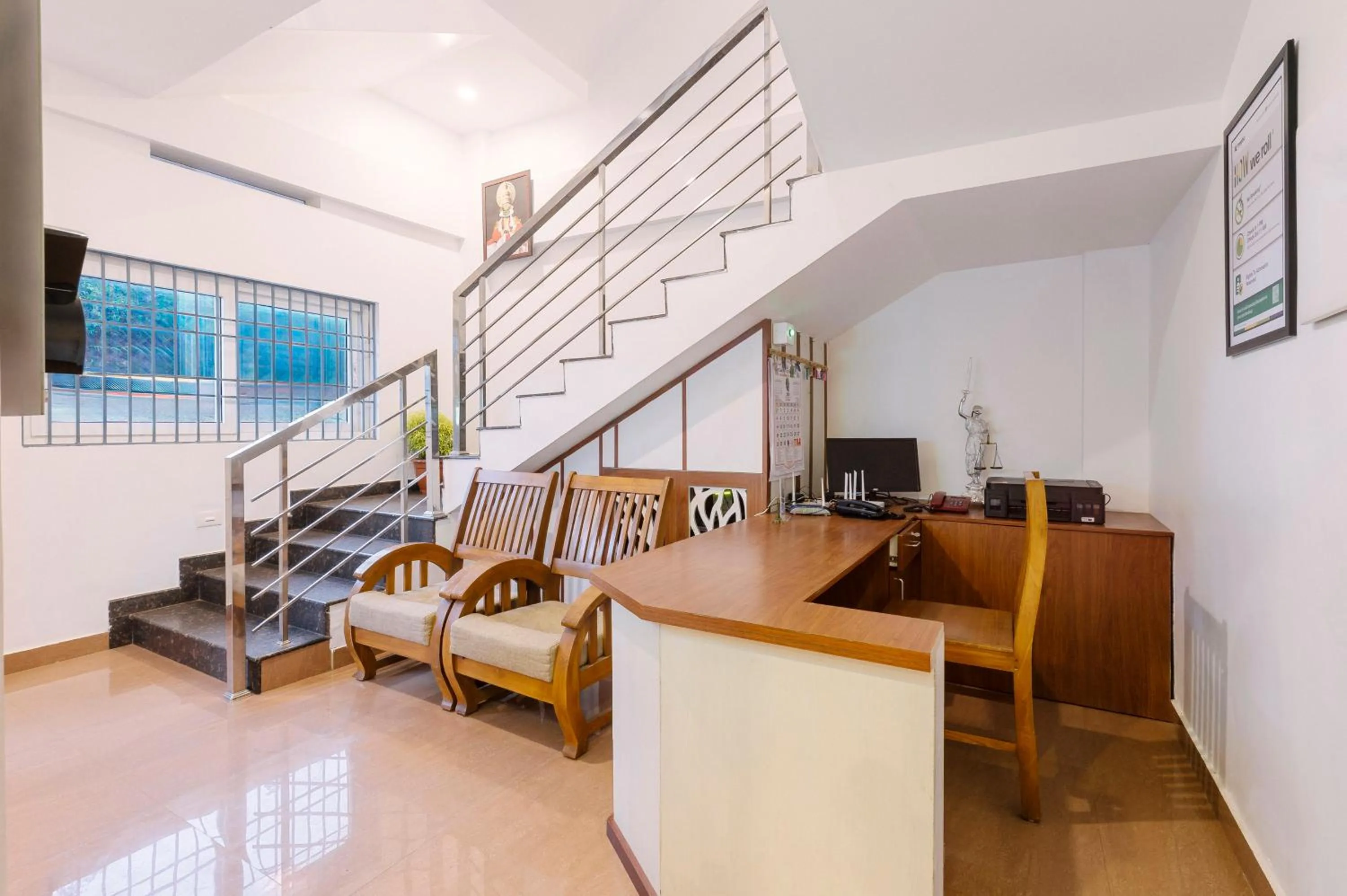 Lobby or reception in Treebo Wanderlust Residency With Mountain View