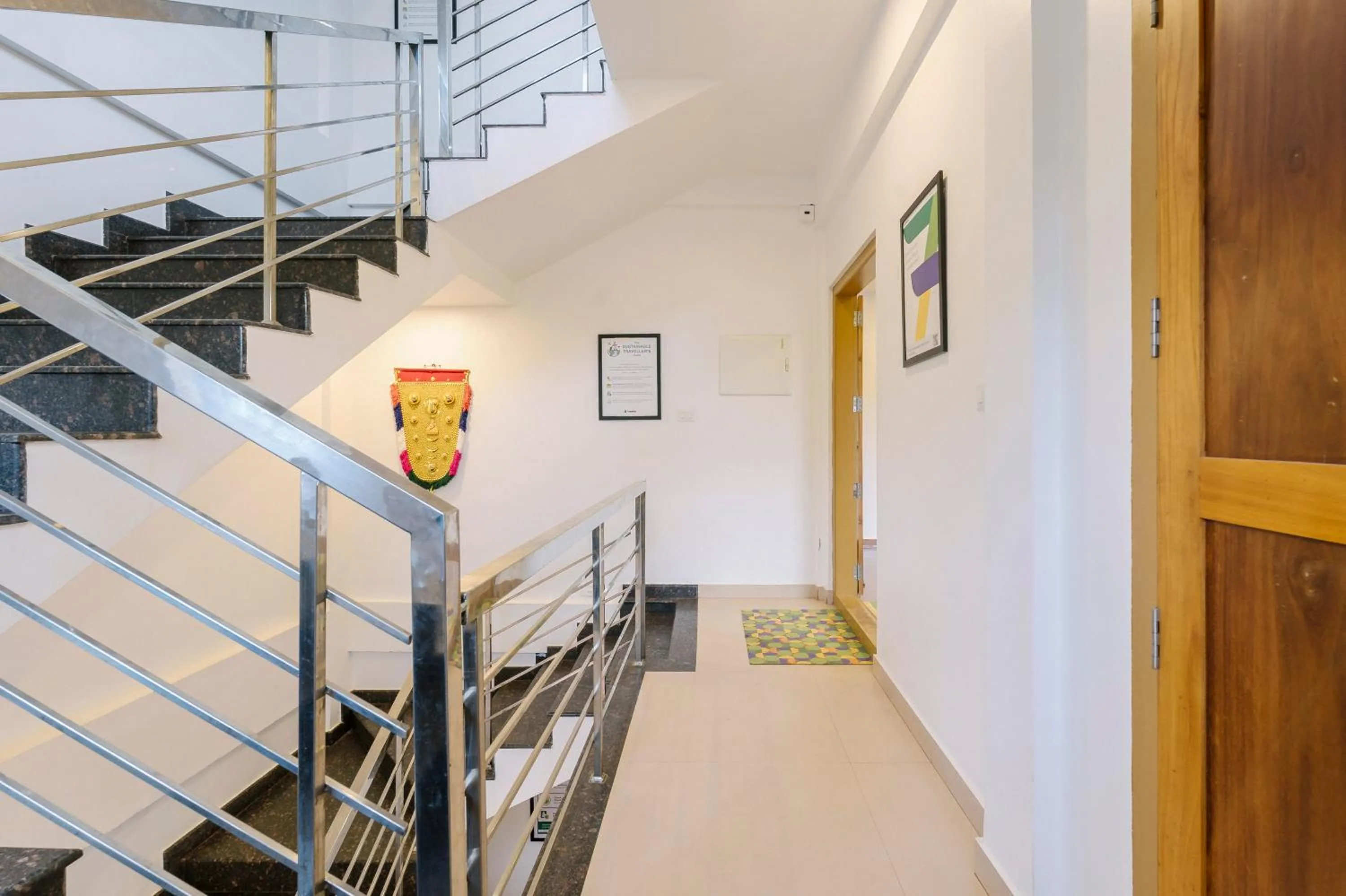 Lobby or reception in Treebo Wanderlust Residency With Mountain View