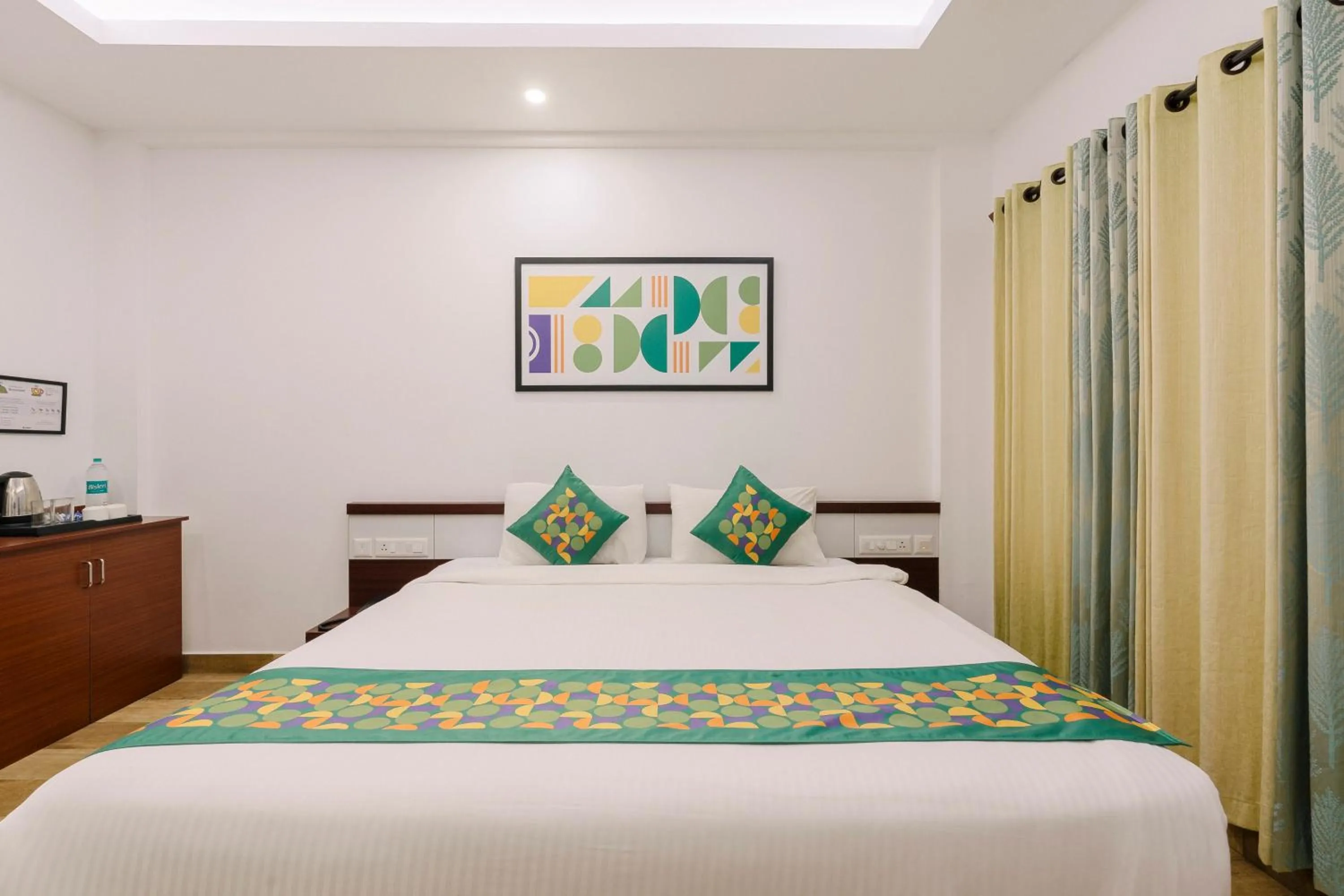 Bedroom, Bed in Treebo Wanderlust Residency With Mountain View