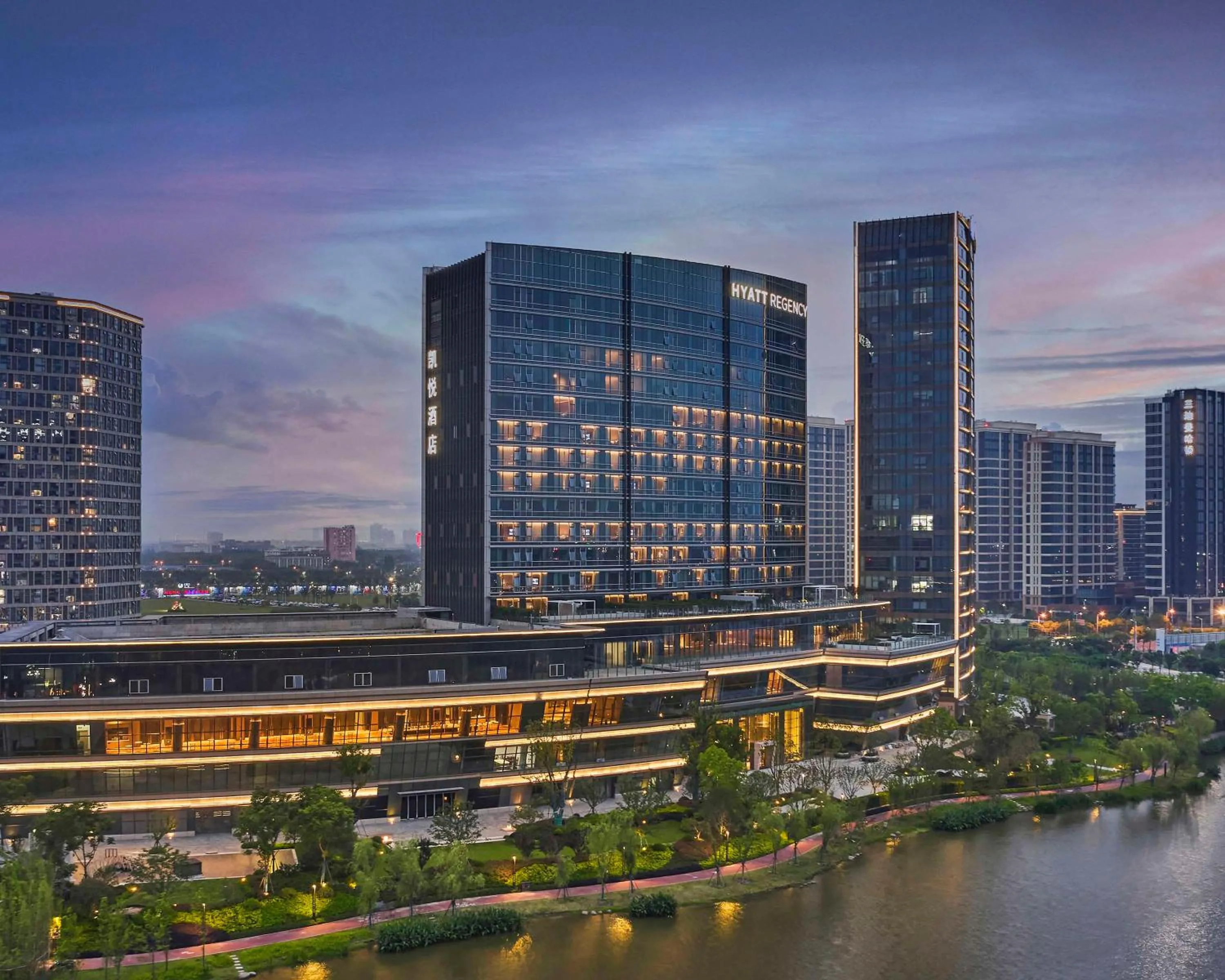 Property building in Hyatt Regency Shanghai Songjiang