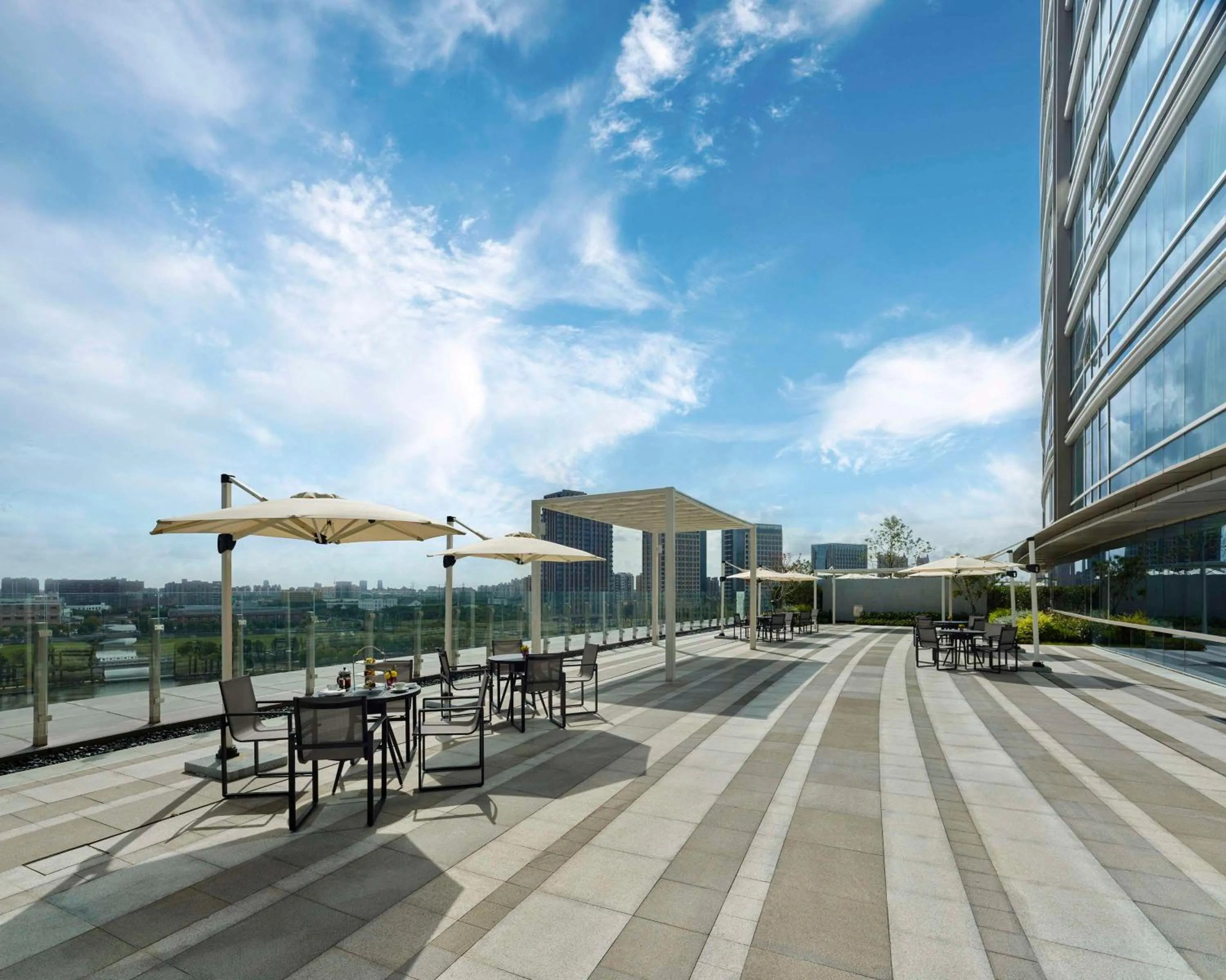 Patio in Hyatt Regency Shanghai Songjiang