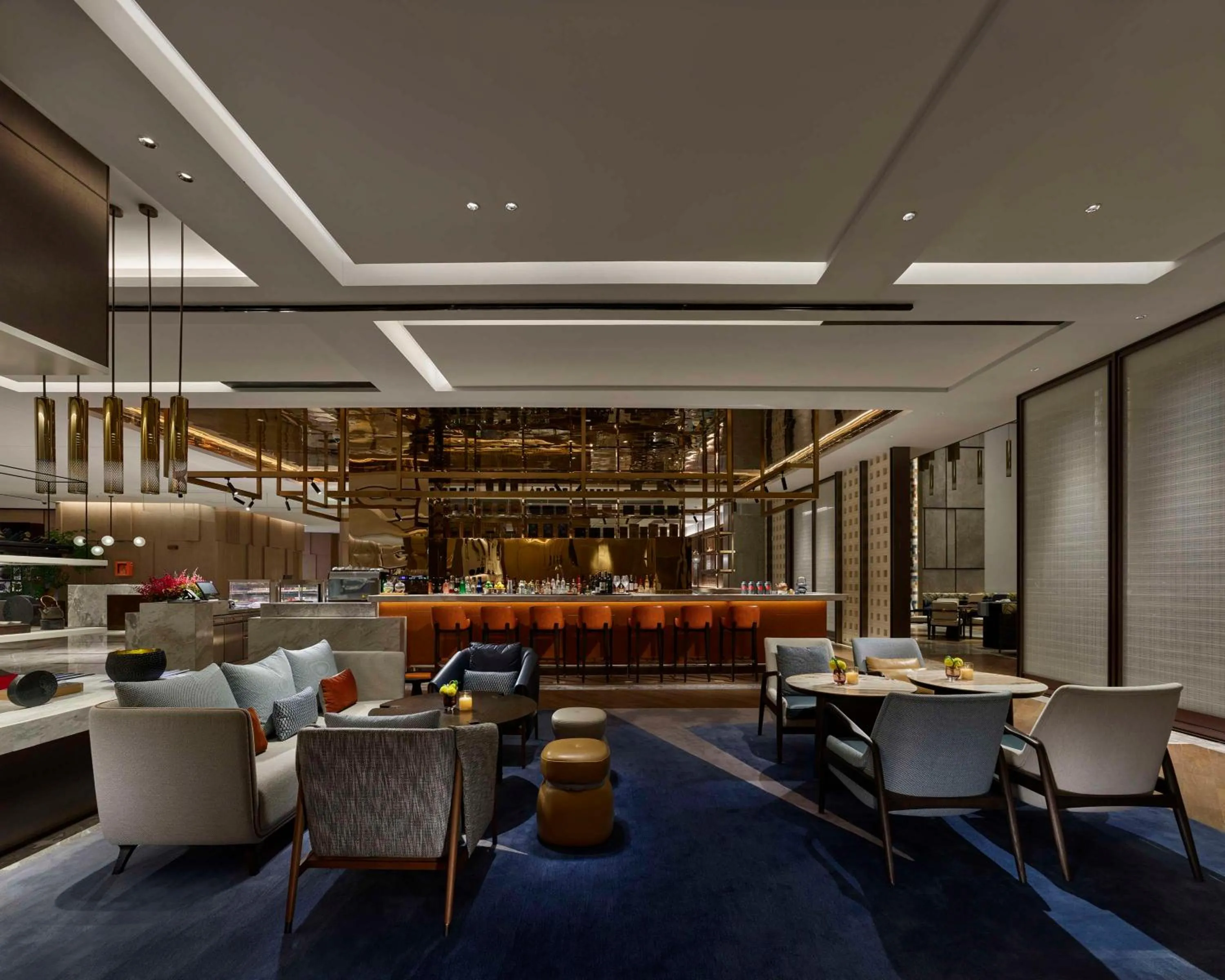 Lounge or bar in Hyatt Regency Shanghai Songjiang