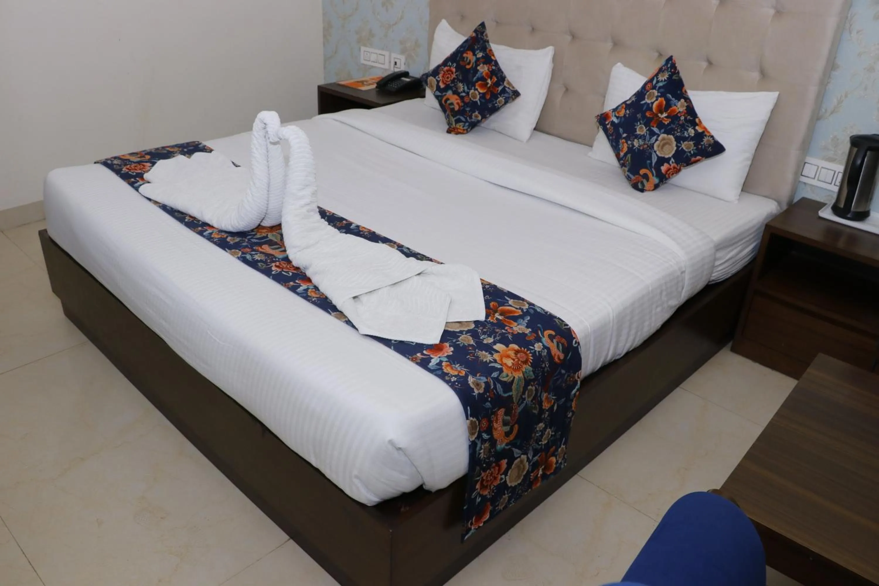 Bedroom, Bed in Hotel S C Residency