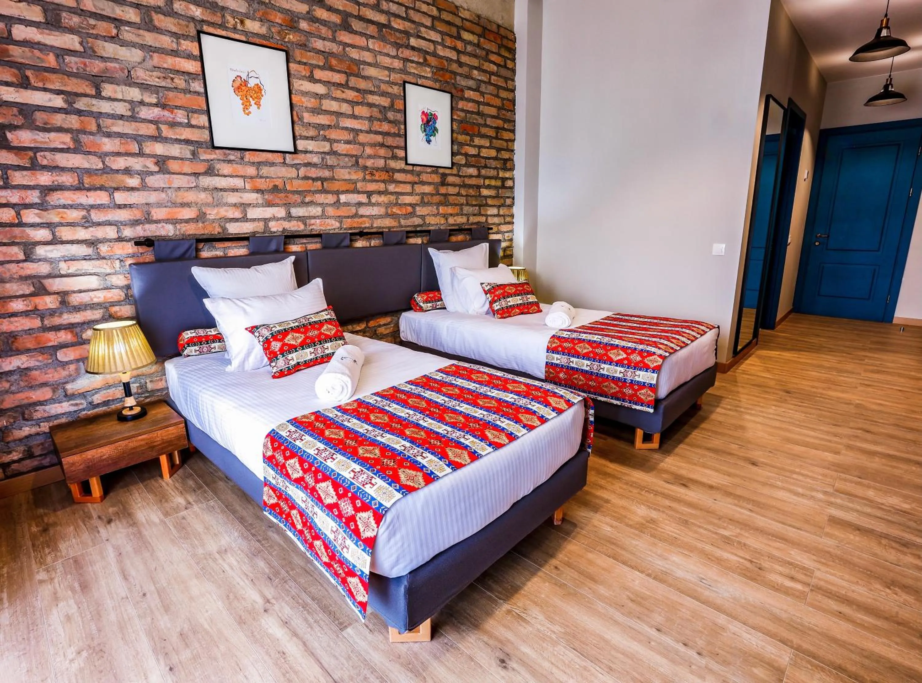 Bedroom, Bed in Chateau Artwine