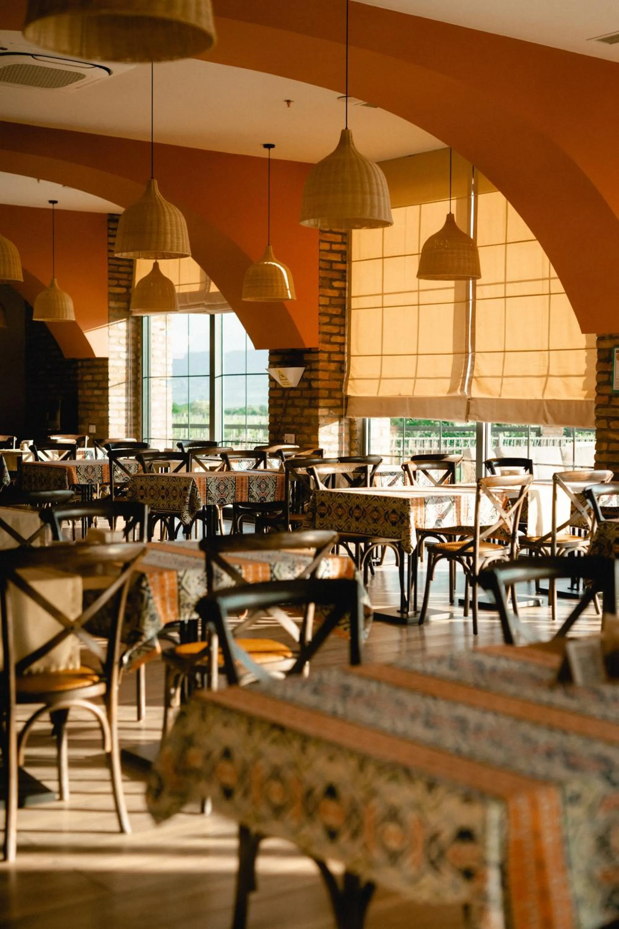 Restaurant/places to eat in Chateau Artwine