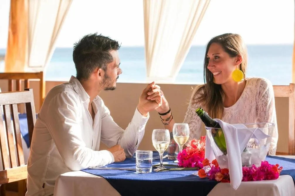 Restaurant/places to eat in Veraclub Sunset Beach