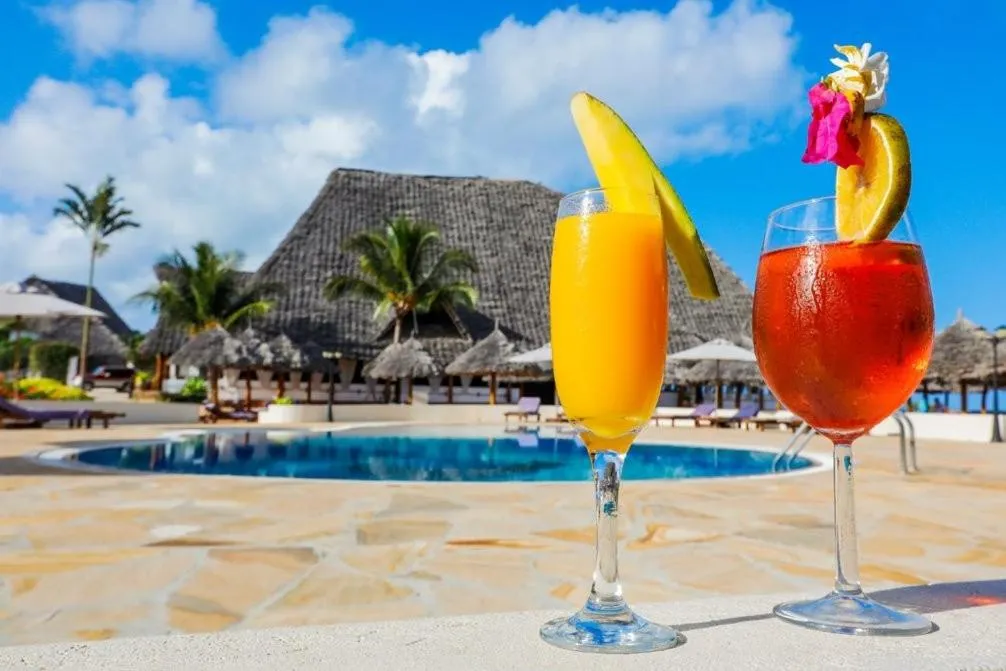 Drinks in Veraclub Sunset Beach