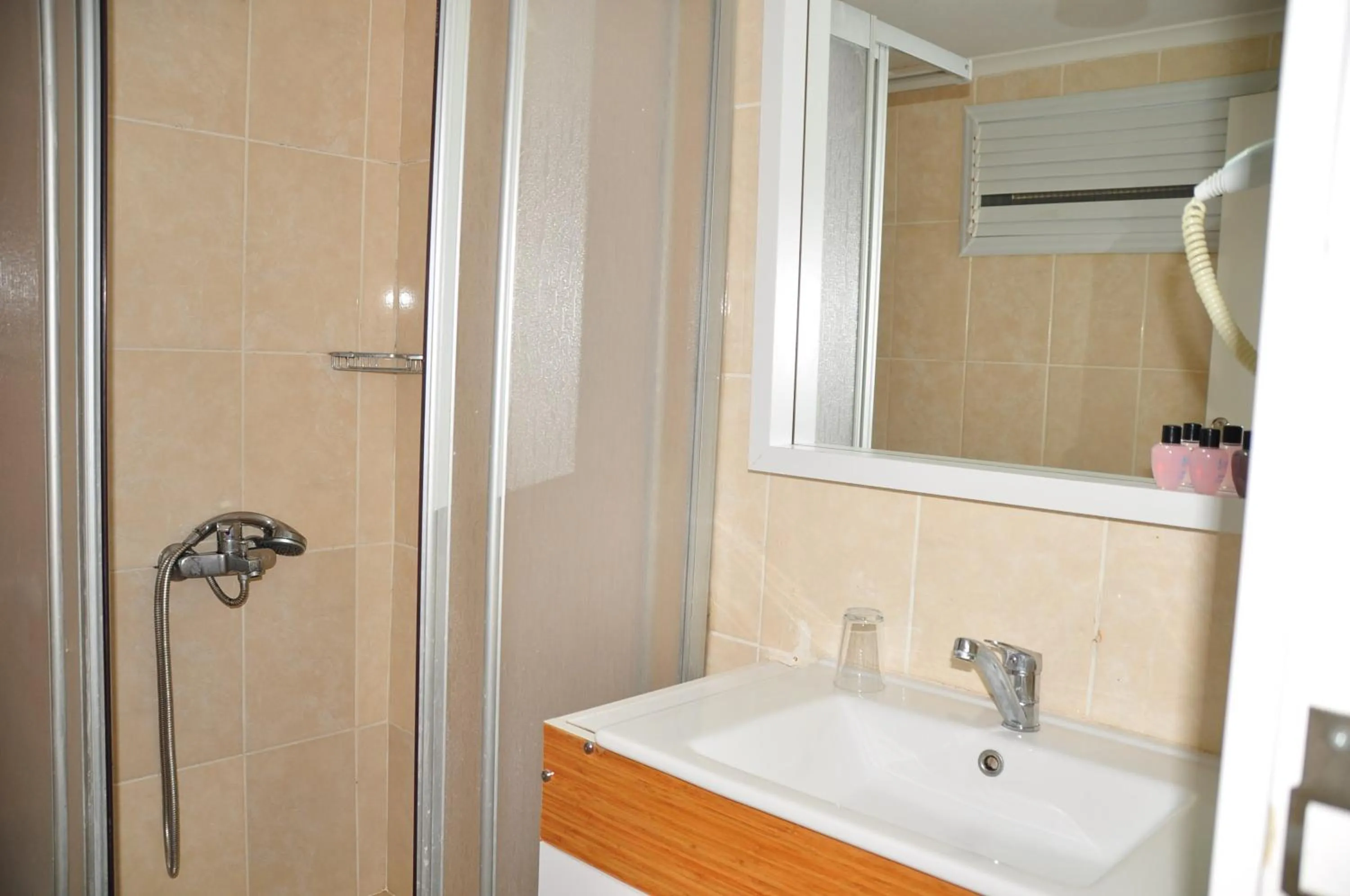 Bathroom in Side Miami Beach Hotel