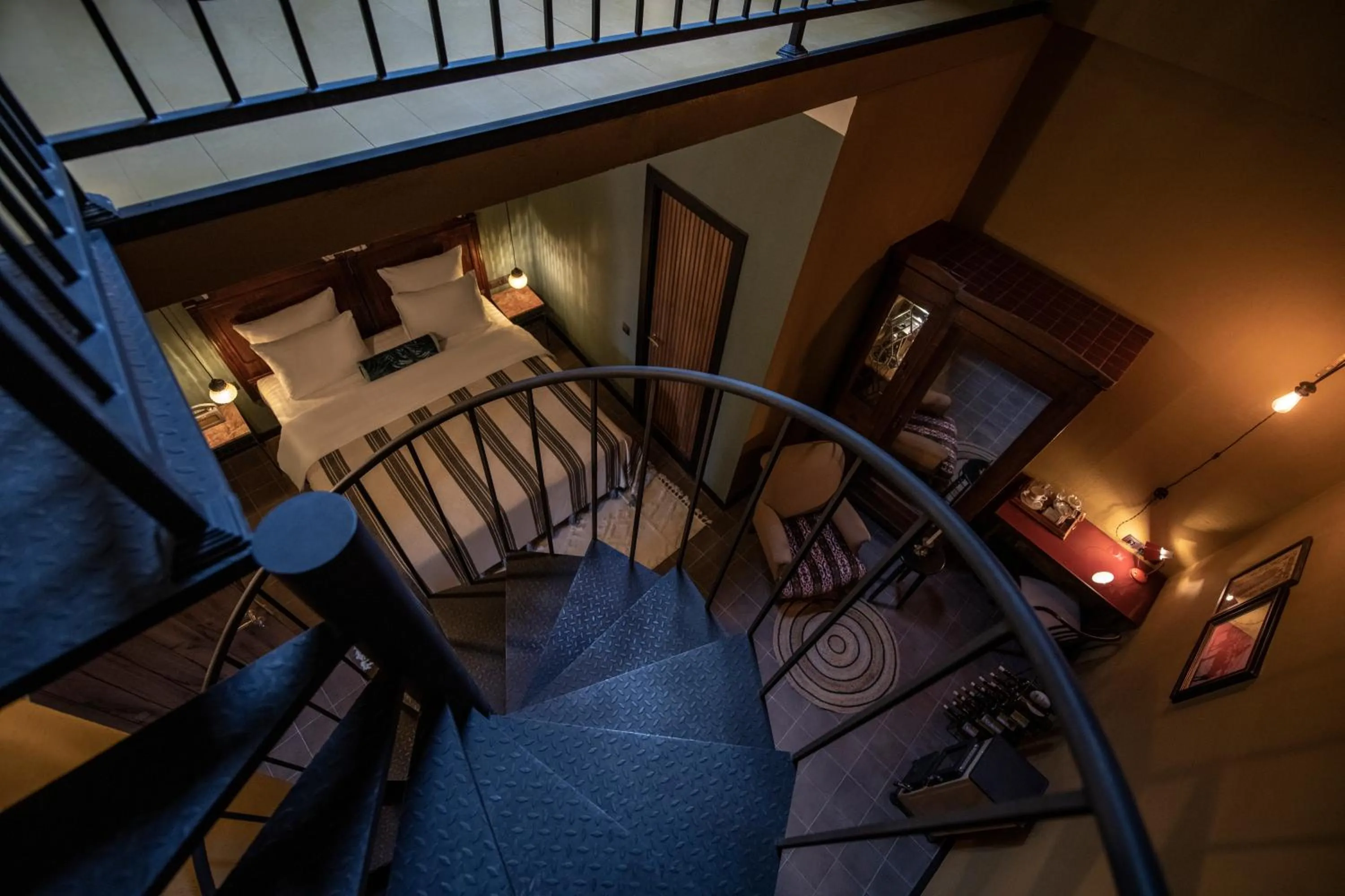 Photo of the whole room in Communal Hotel Telavi