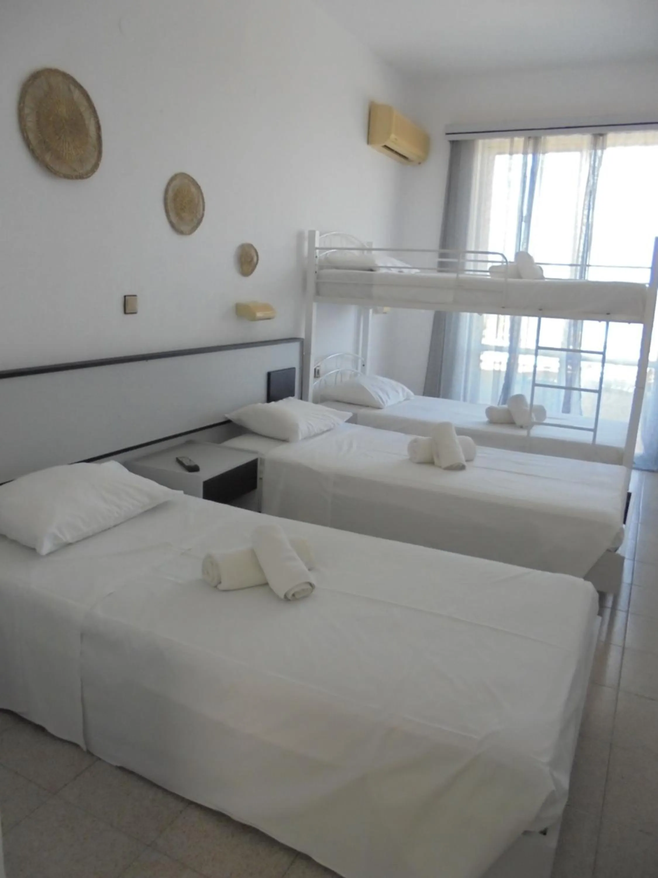 Bed in Asterias Bay-Theologos