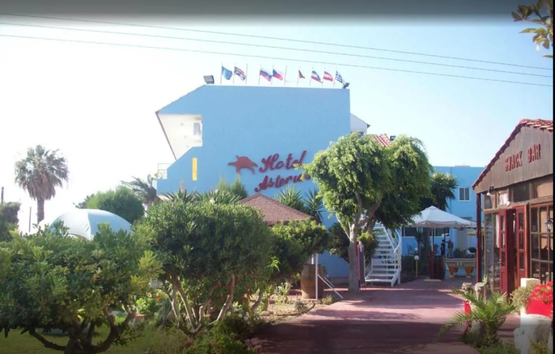 Property building in Asterias Bay-Theologos