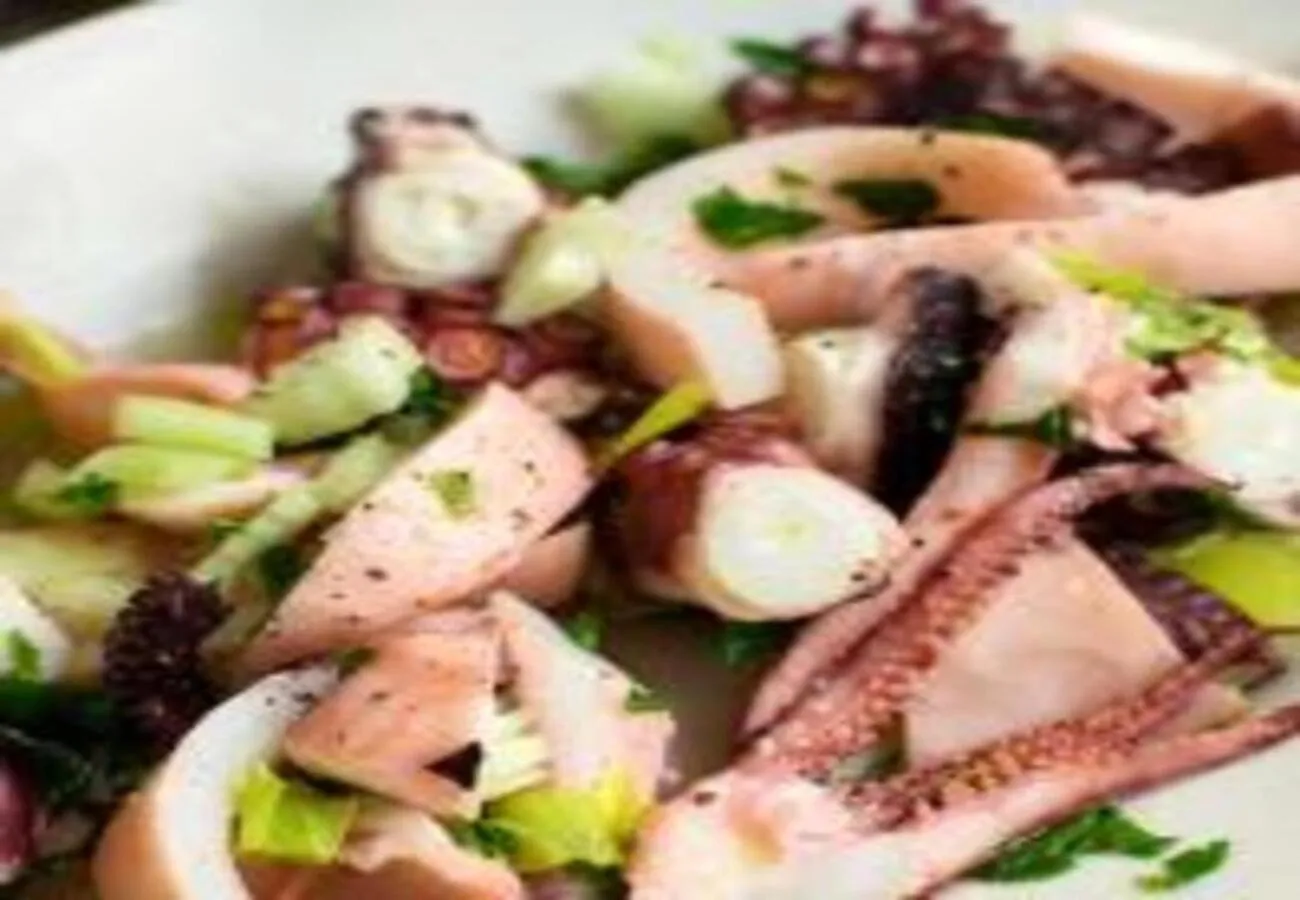 Food and drinks in Utulivu Bungalow