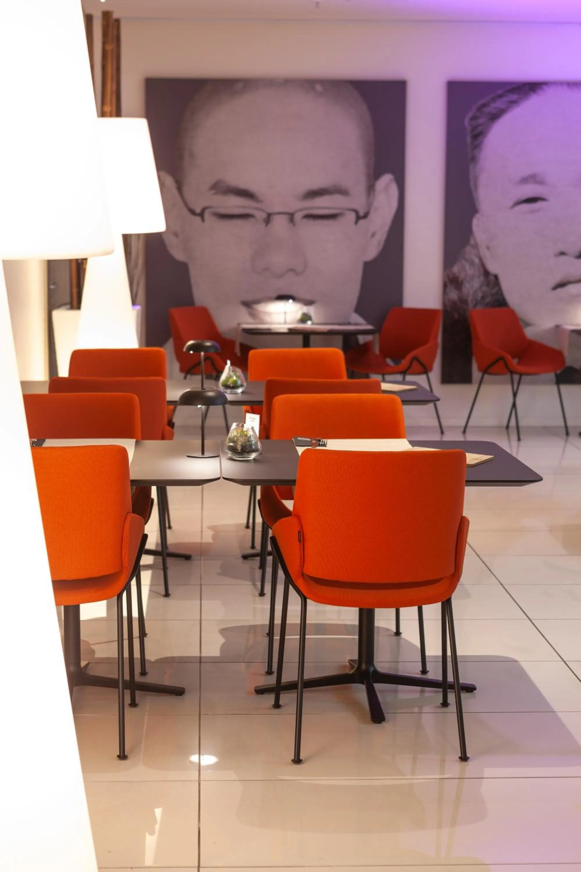 Lounge or bar in H10 Ku'Damm Lofts