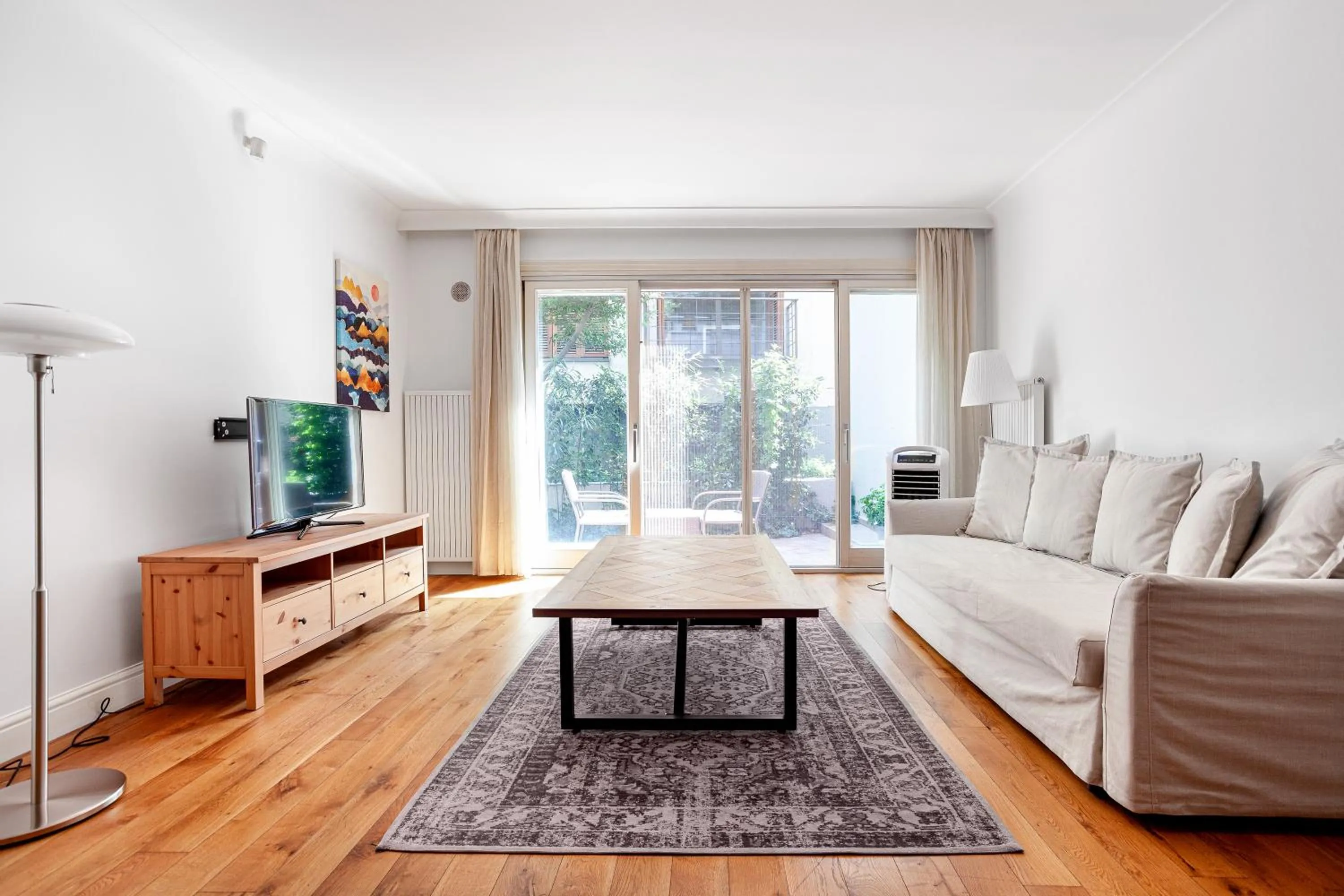 TV and multimedia in NOA - Tatar Beyi 18