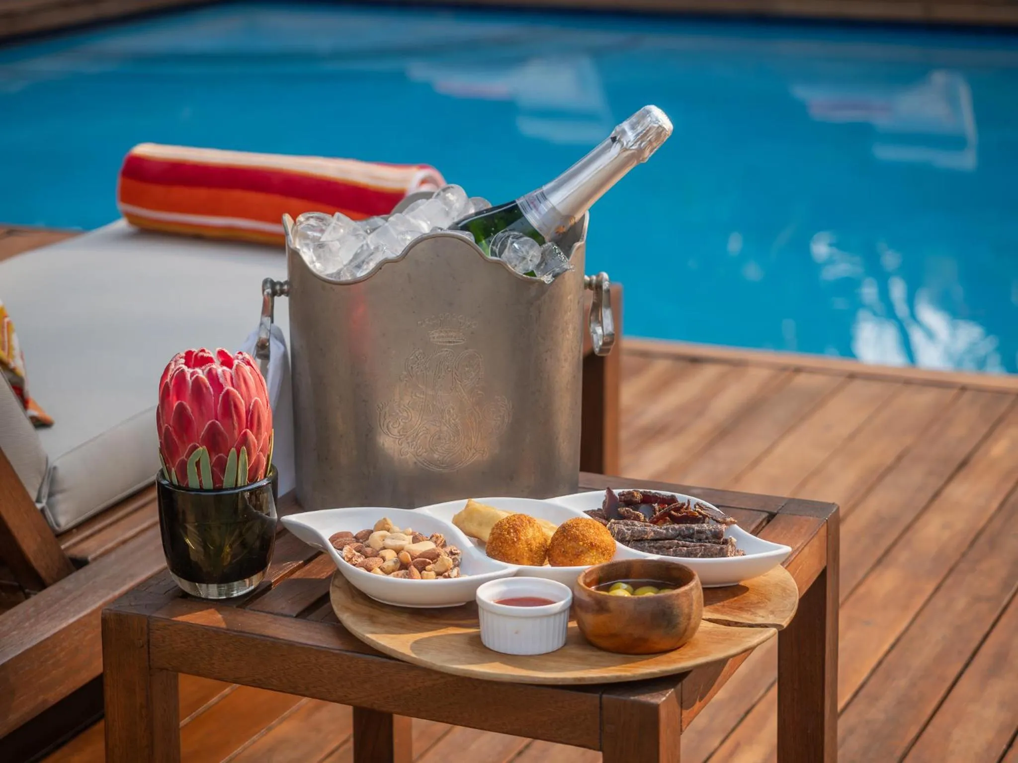 Swimming pool in AtholPlace Hotel & Villa