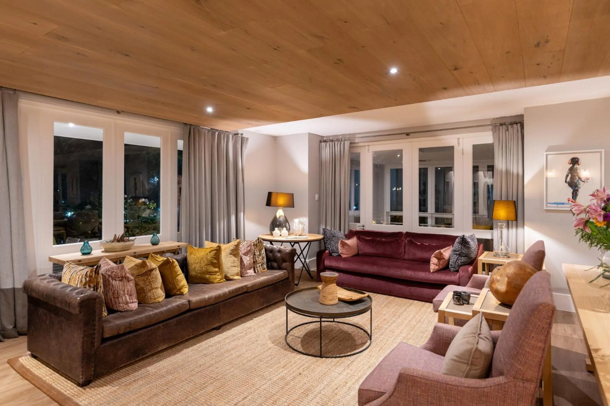 Lounge or bar in AtholPlace Hotel & Villa