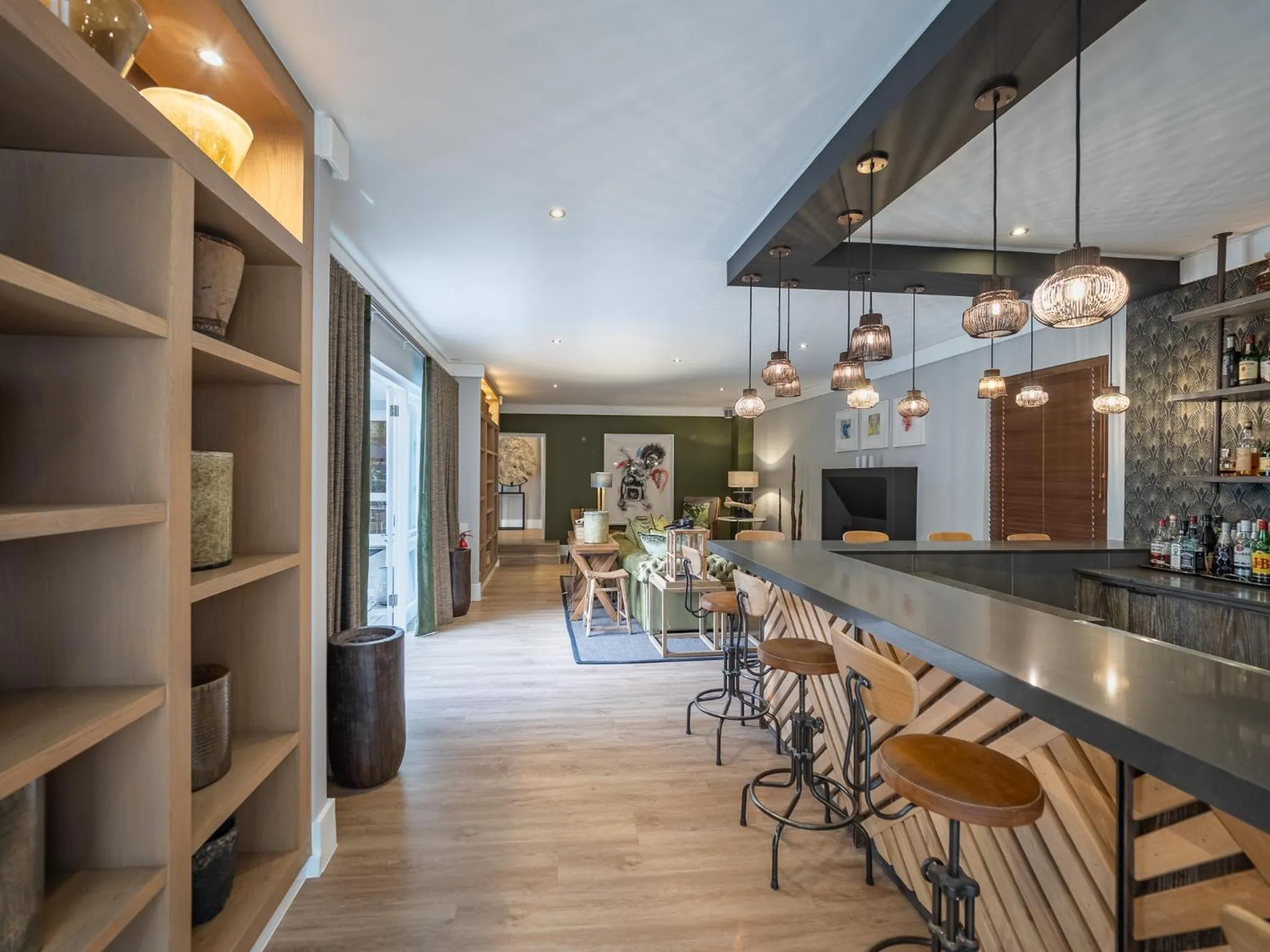 Library in AtholPlace Hotel & Villa