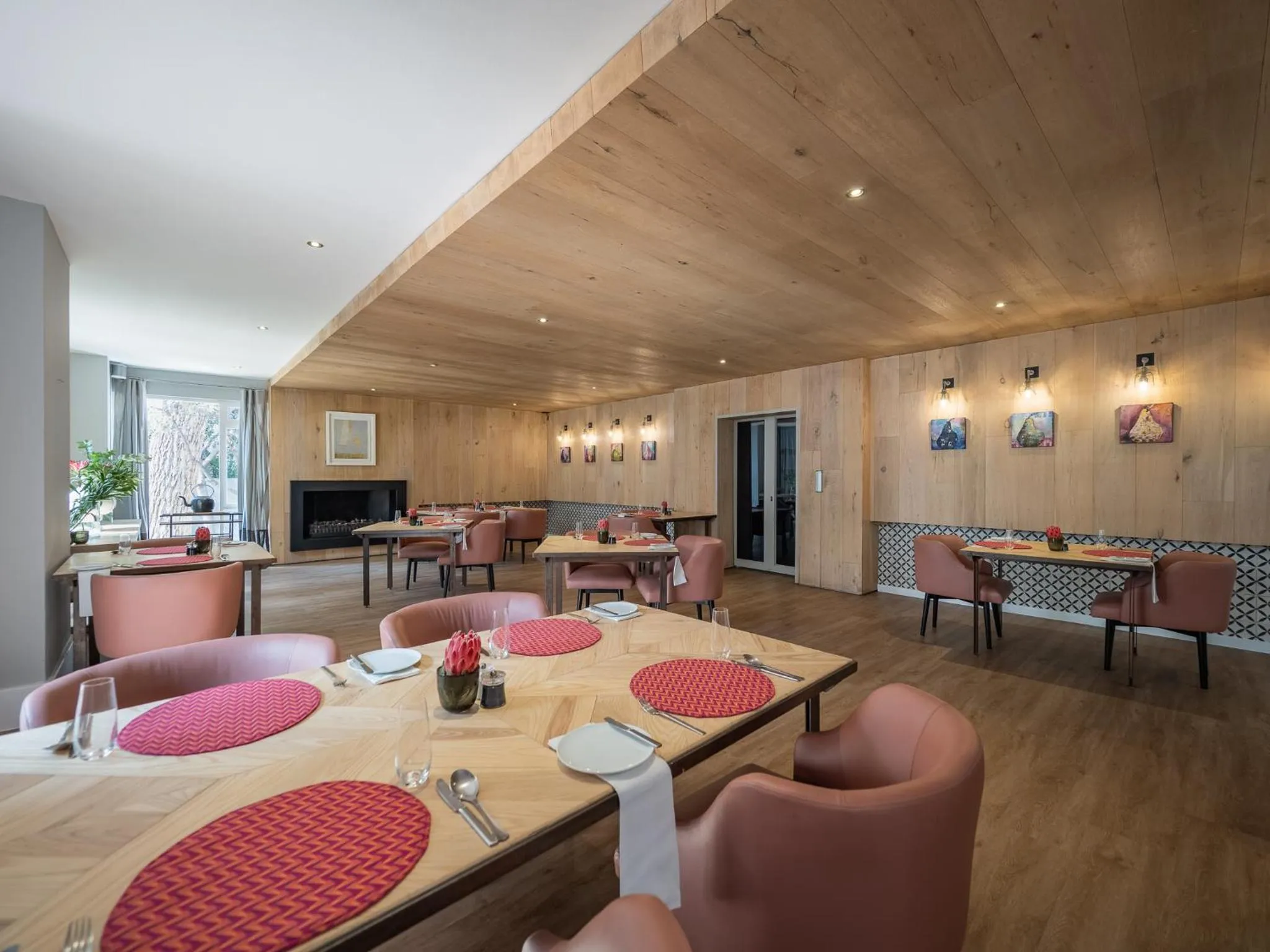 Dining area in AtholPlace Hotel & Villa