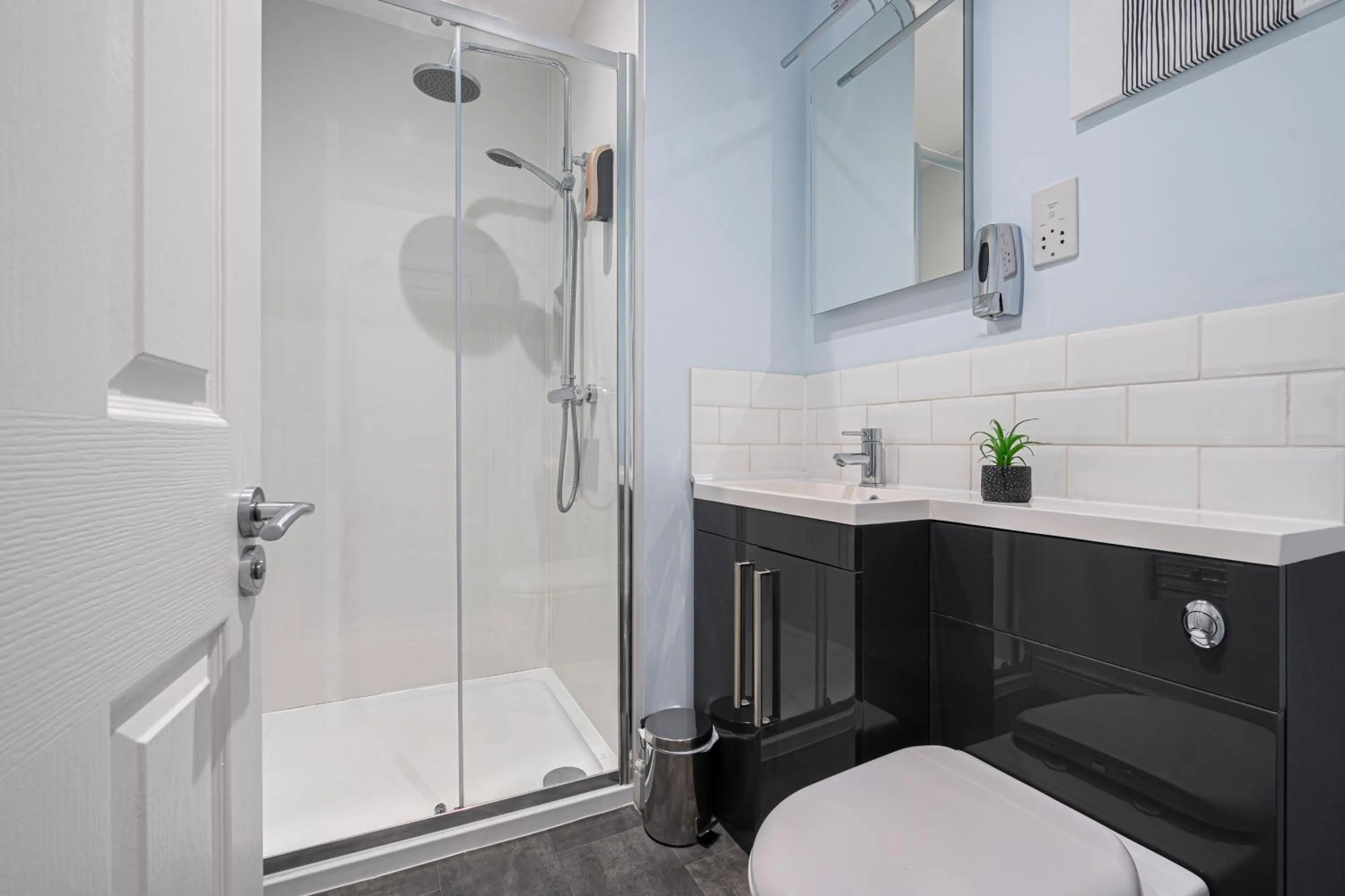 Bathroom in Ocean Stays by Smart Welcomes