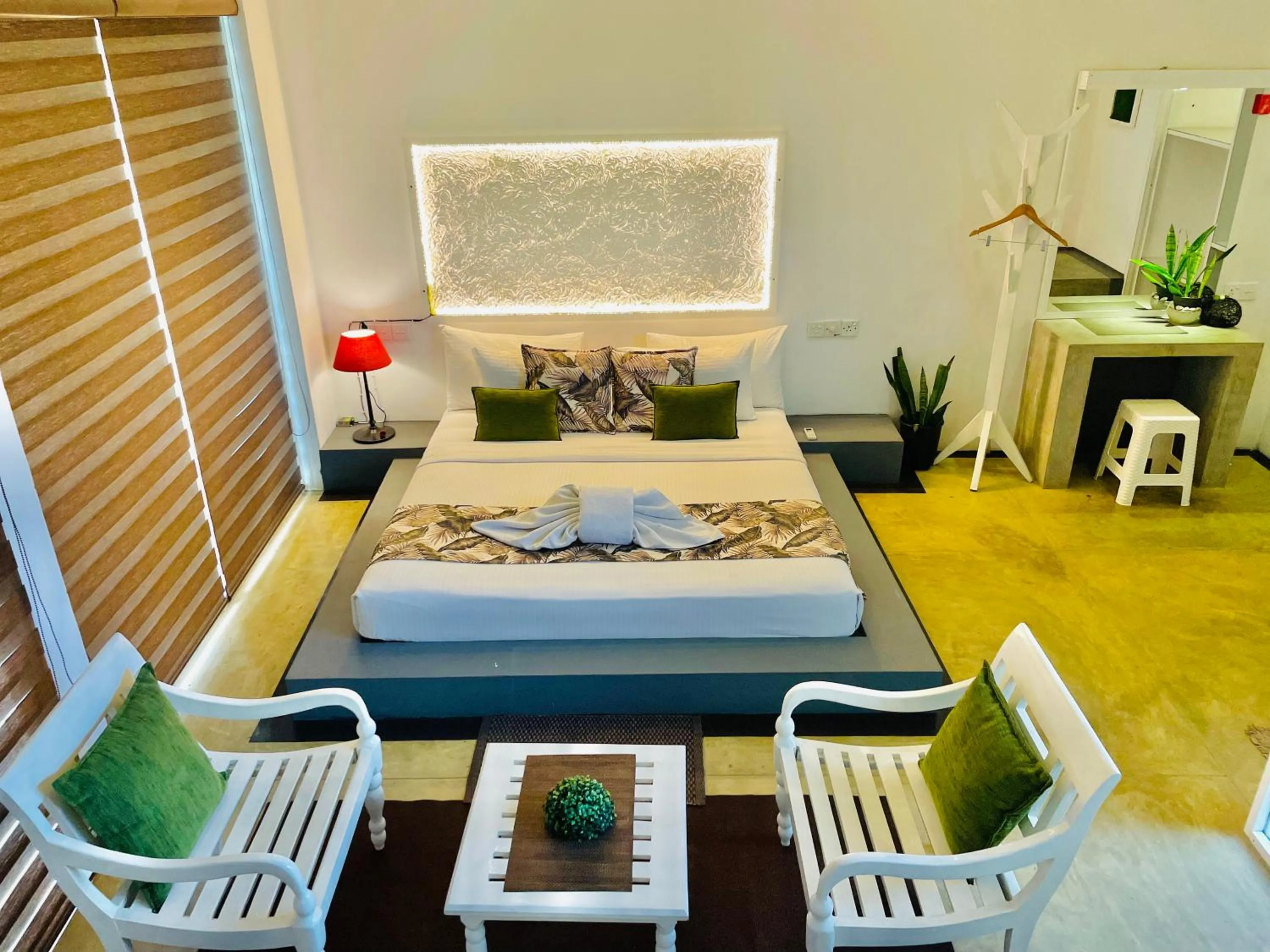 Bed in 8 Plus Motels