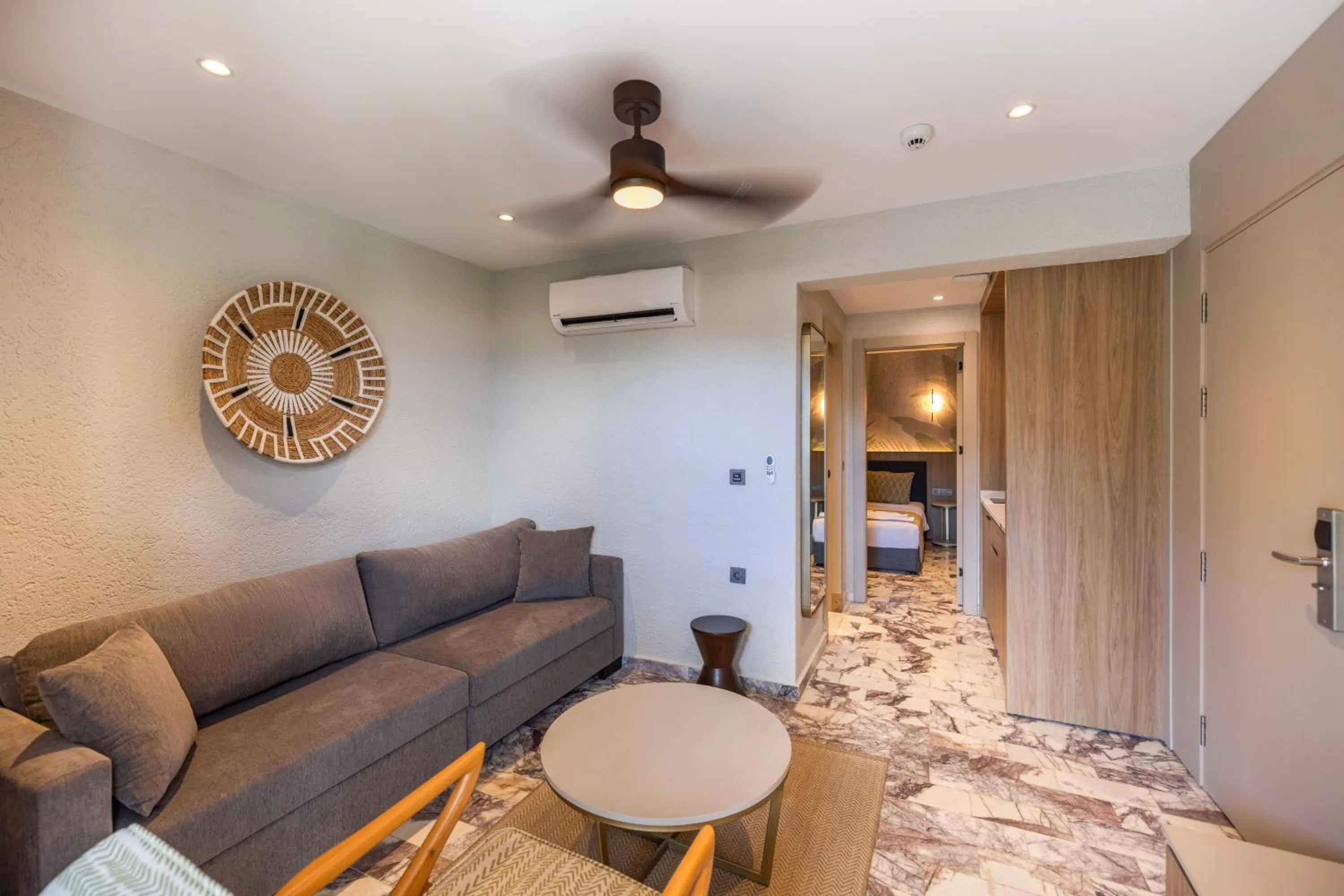 Living room in Club Aquarium