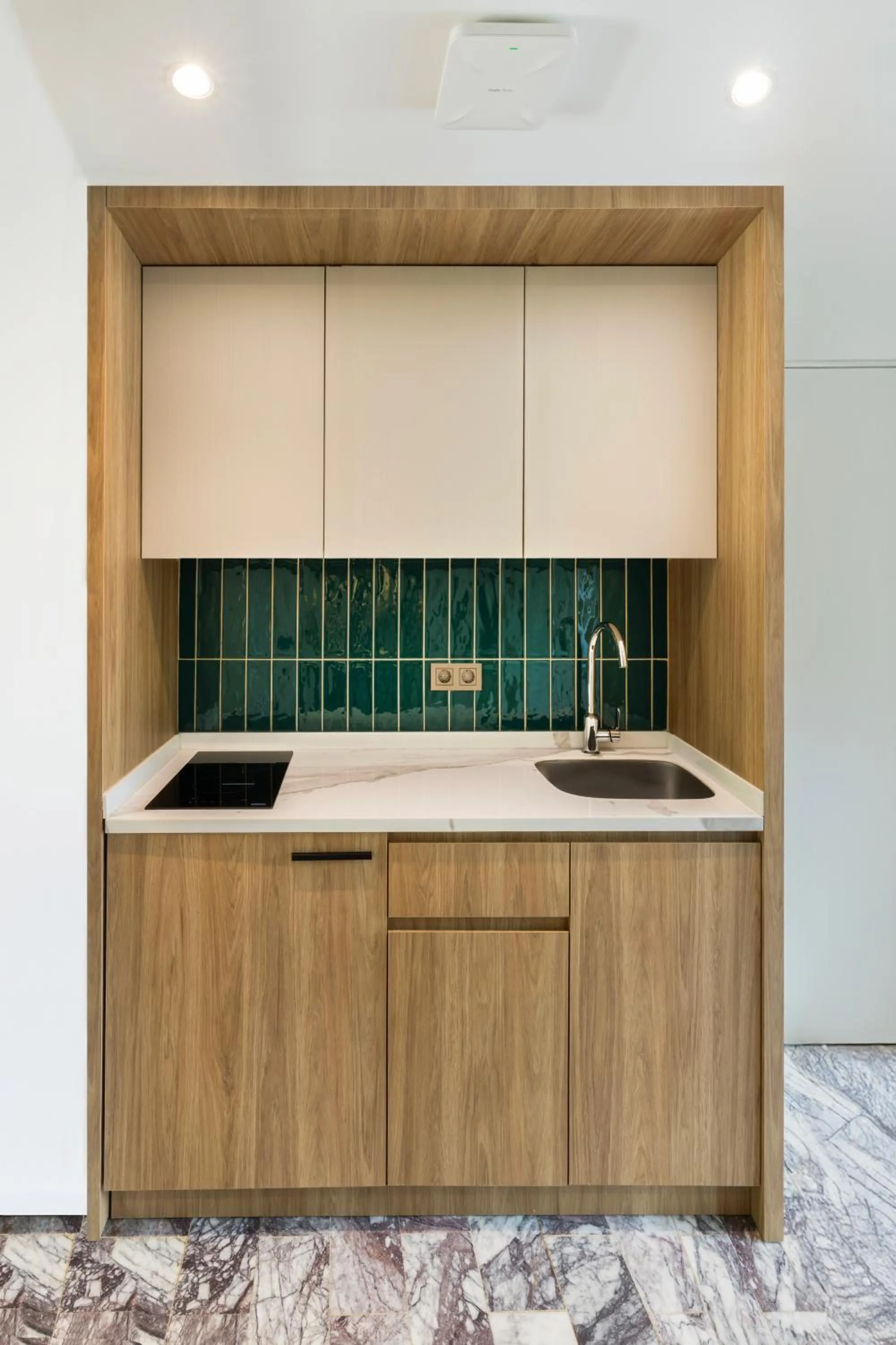 Kitchen or kitchenette in Club Aquarium